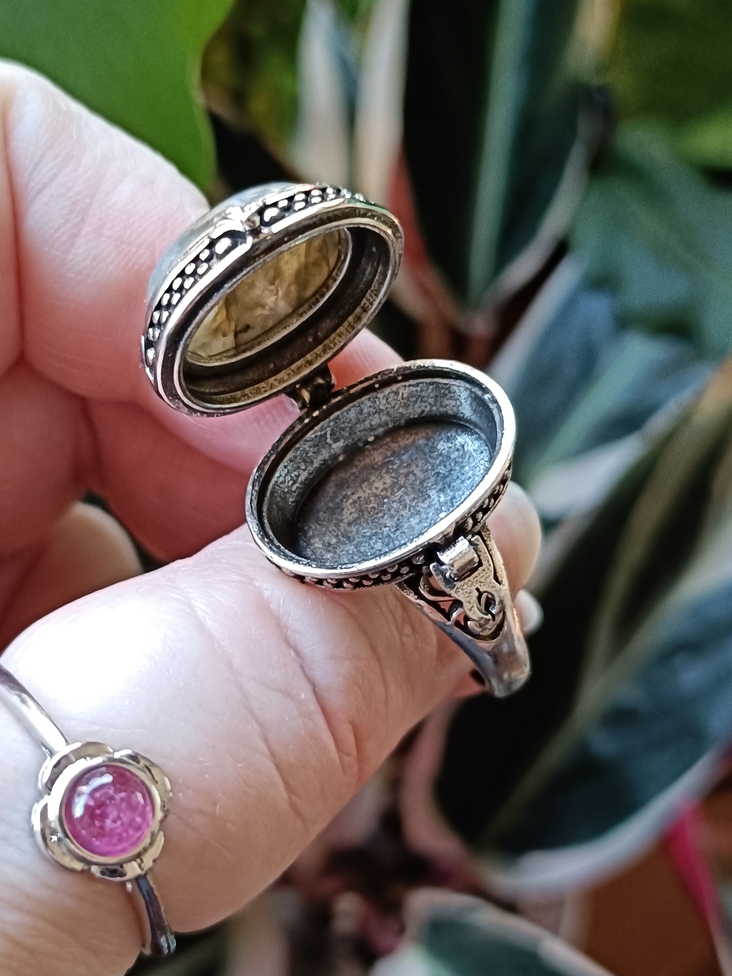 Labdradorite Poison Ring - Silver-Plated Copper