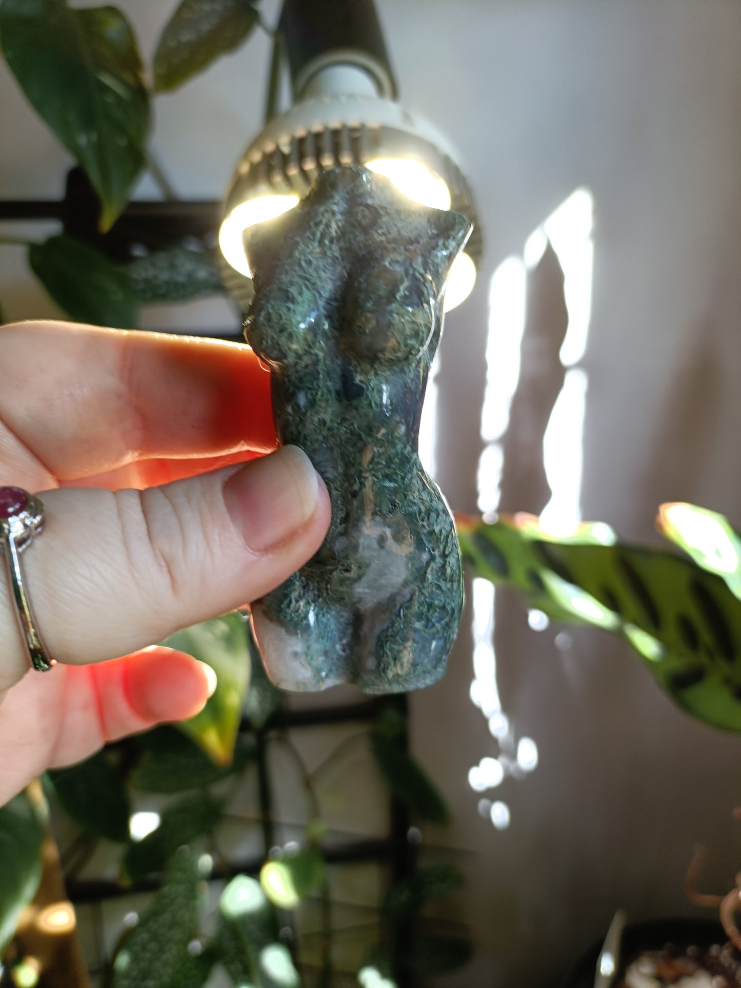 Moss Agate Goddess Body - 126g
