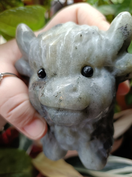 Labradorite Highland Cow Carving - 998g