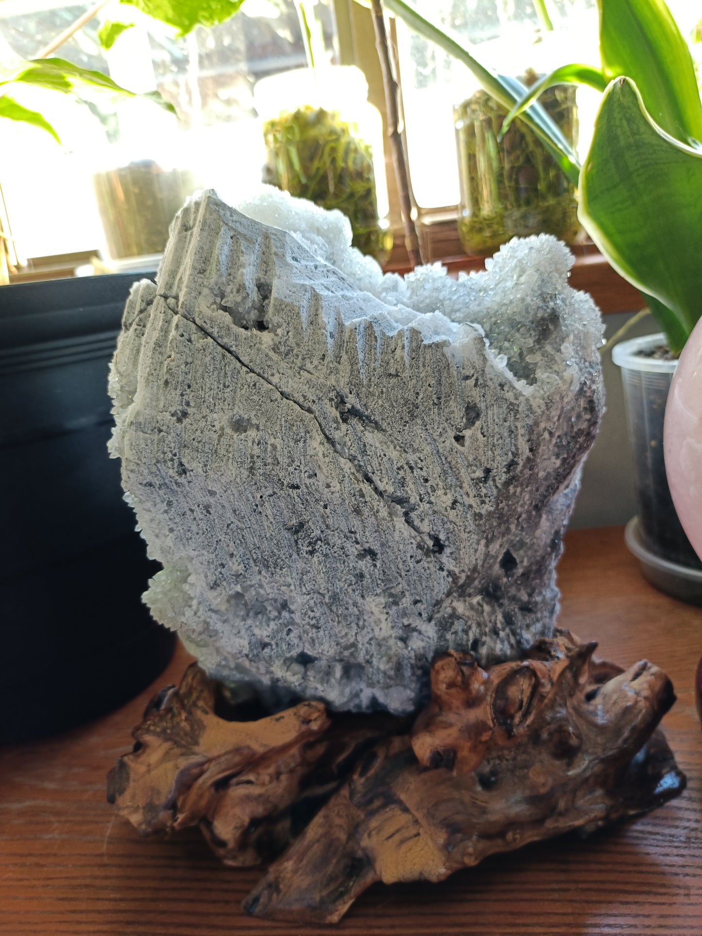 Xiang Hualing Fluorite Specimen + Stand - 3991g (4.35kg including stand)