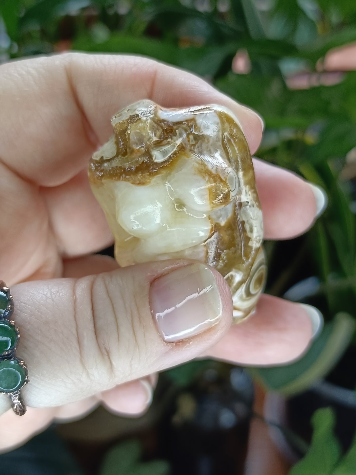 Amber Calcite Pregnant Goddess Body - 66g
