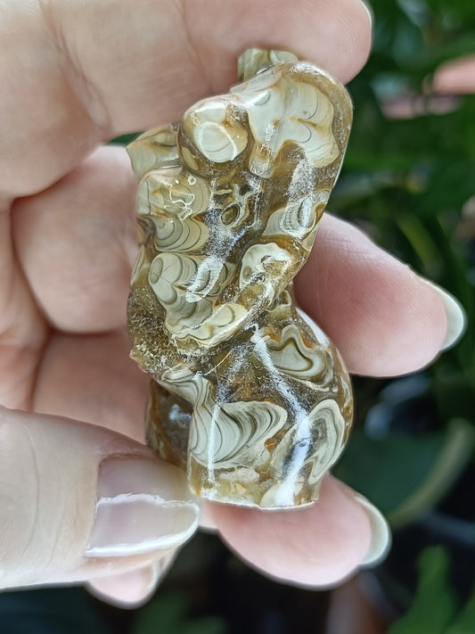 Amber Calcite Pregnant Goddess Body - 51g