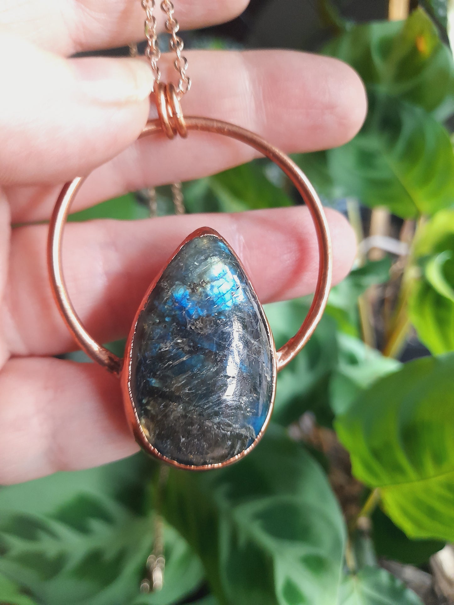 Blue Flash Labradorite Pendant
