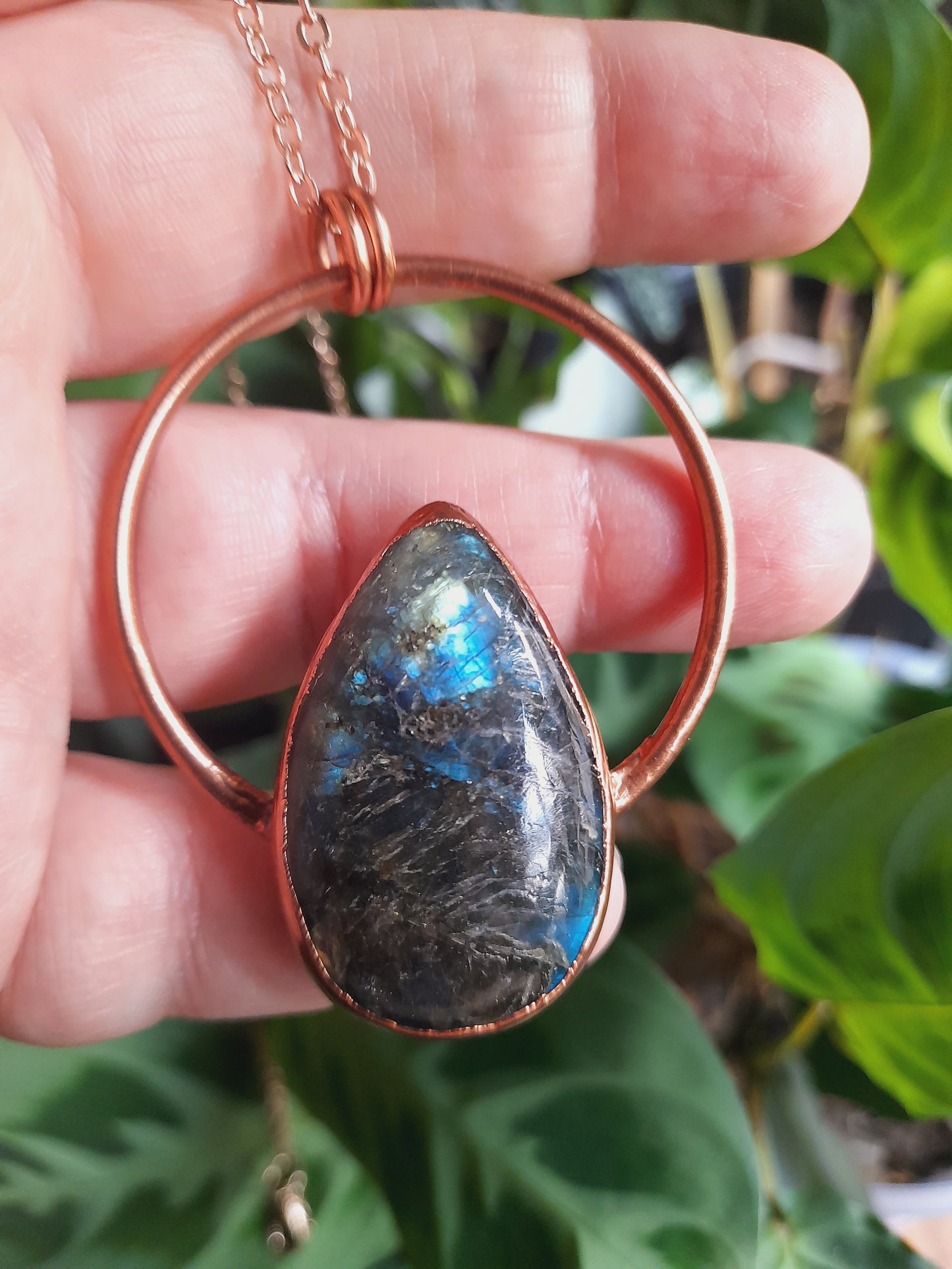 Blue Flash Labradorite Pendant
