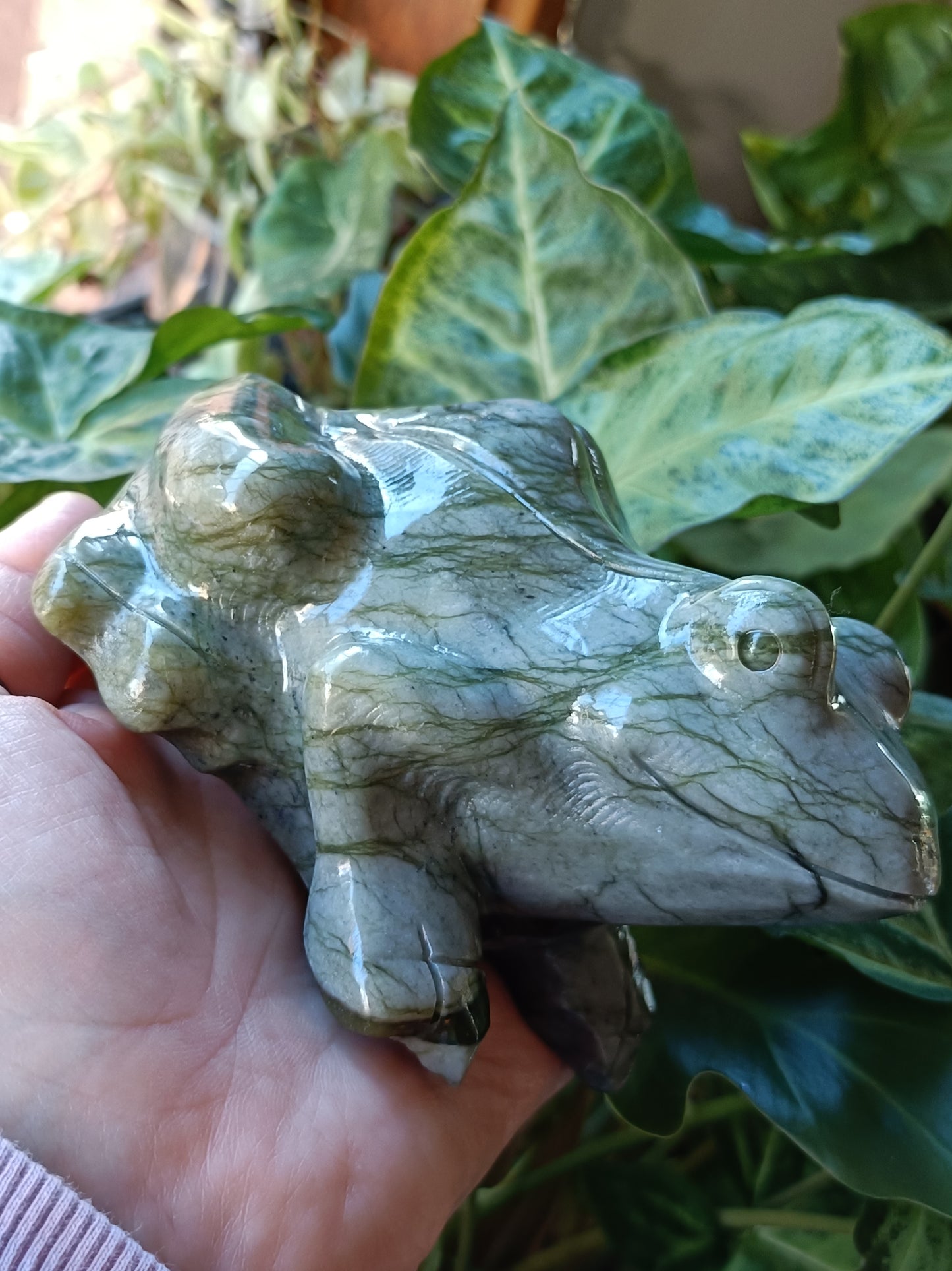 Green 'Nephrite' Jade Frog - 866g