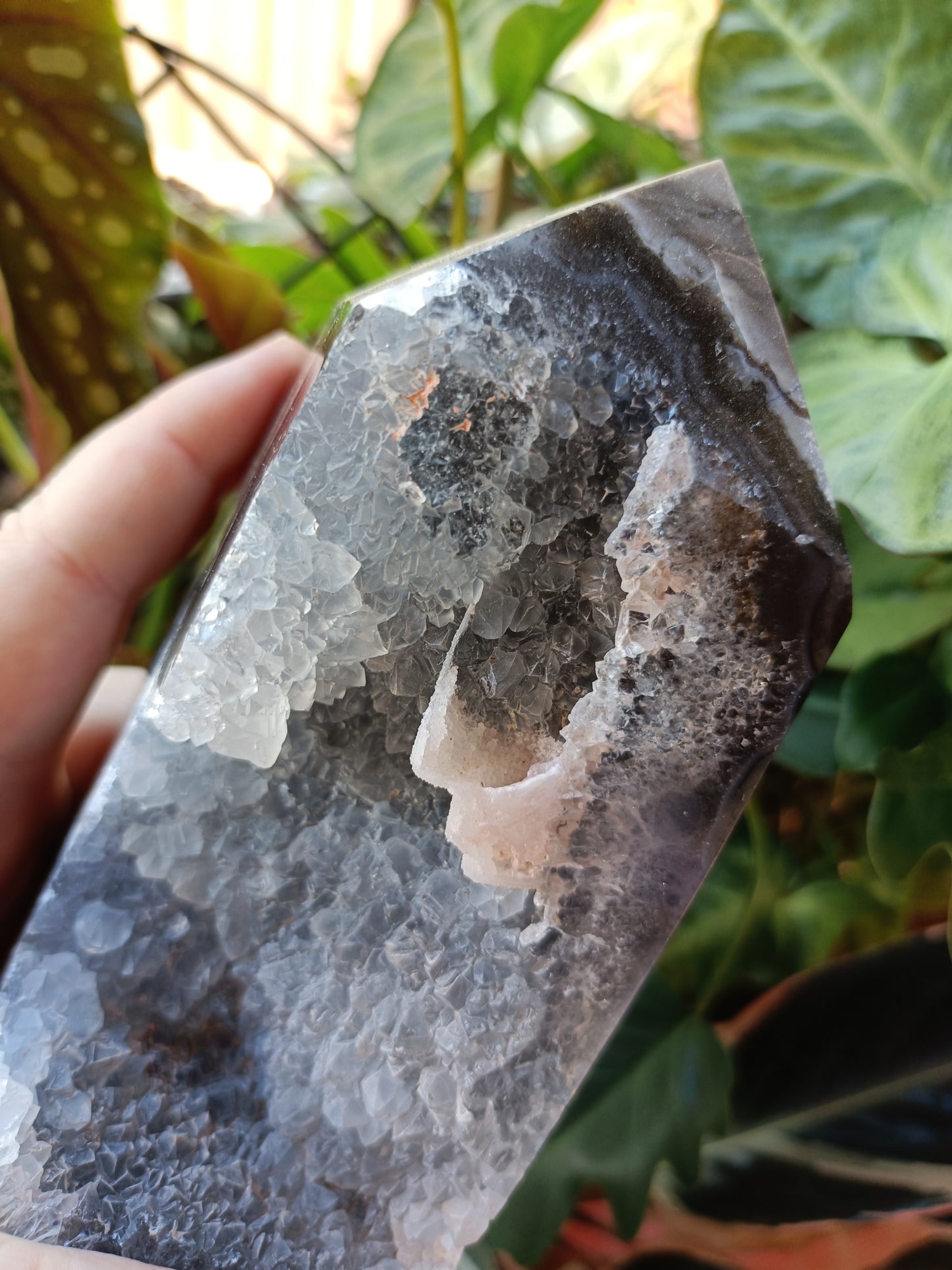 Volcanic Agate & Quartz Tower - 1102g