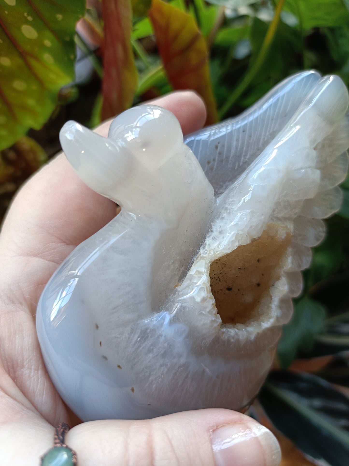 Agate Swan Carving - 445g