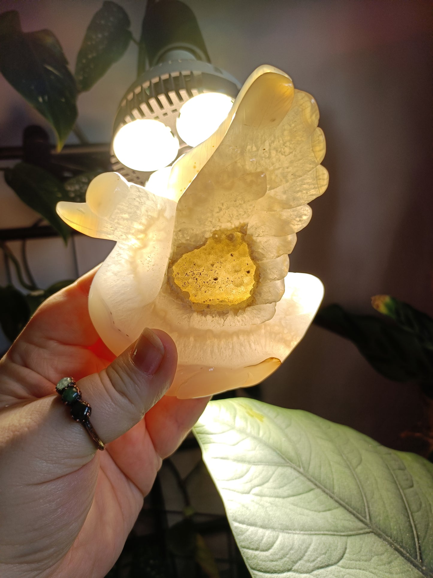 Agate Swan Carving - 445g