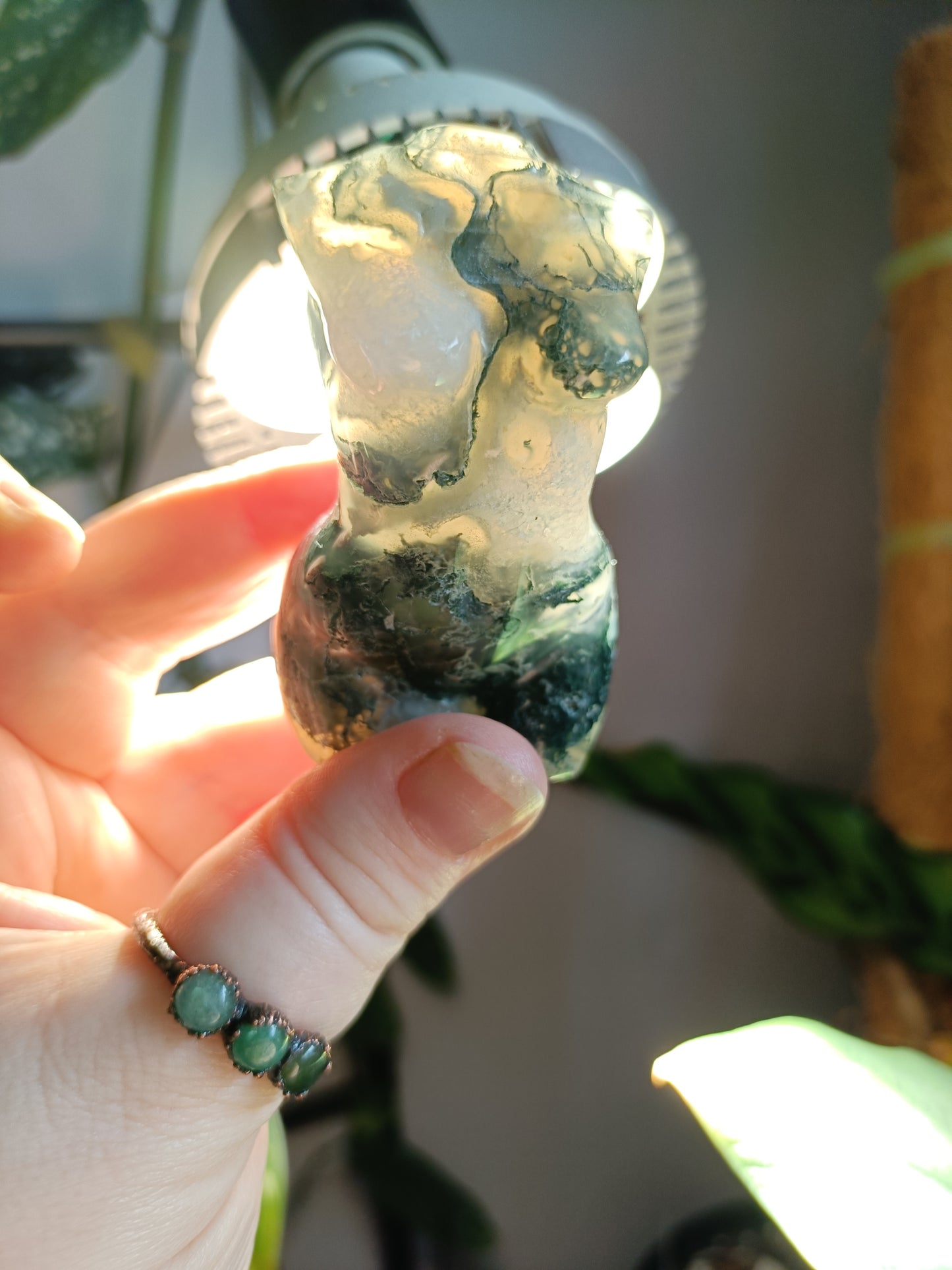 Moss Agate Goddess Body - 128g
