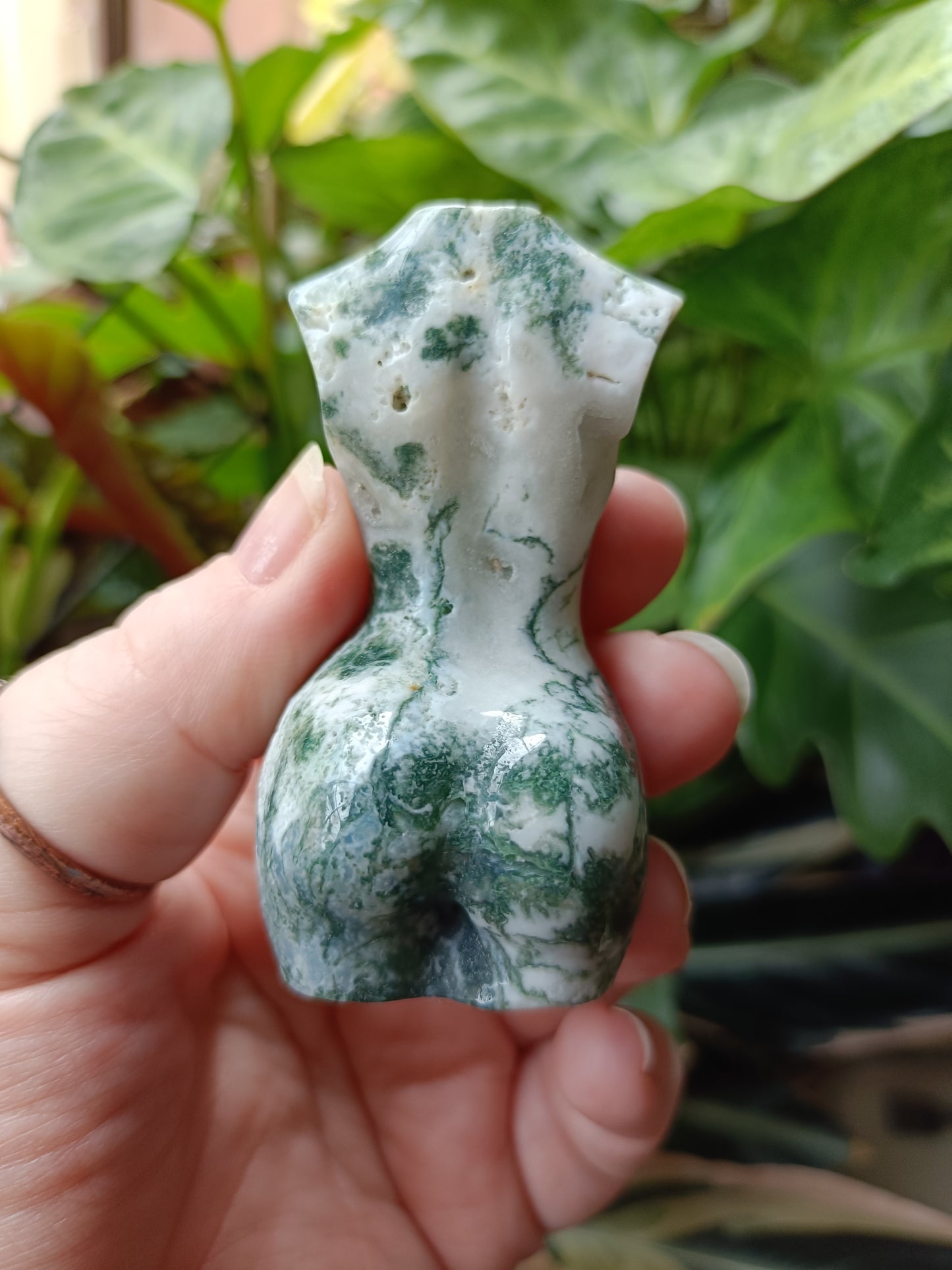 Moss Agate Goddess Body - 90g