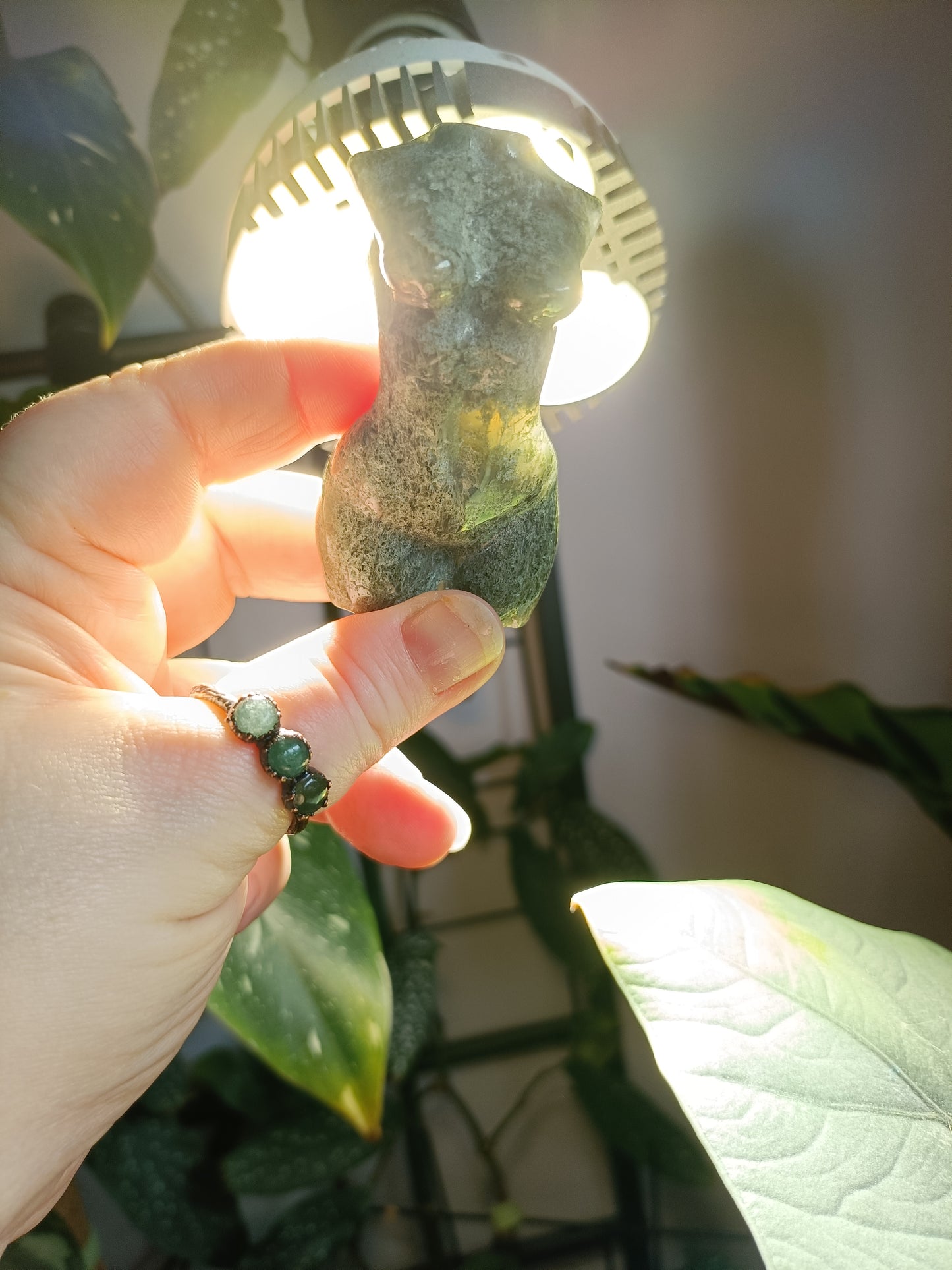Moss Agate Goddess Body - 103g