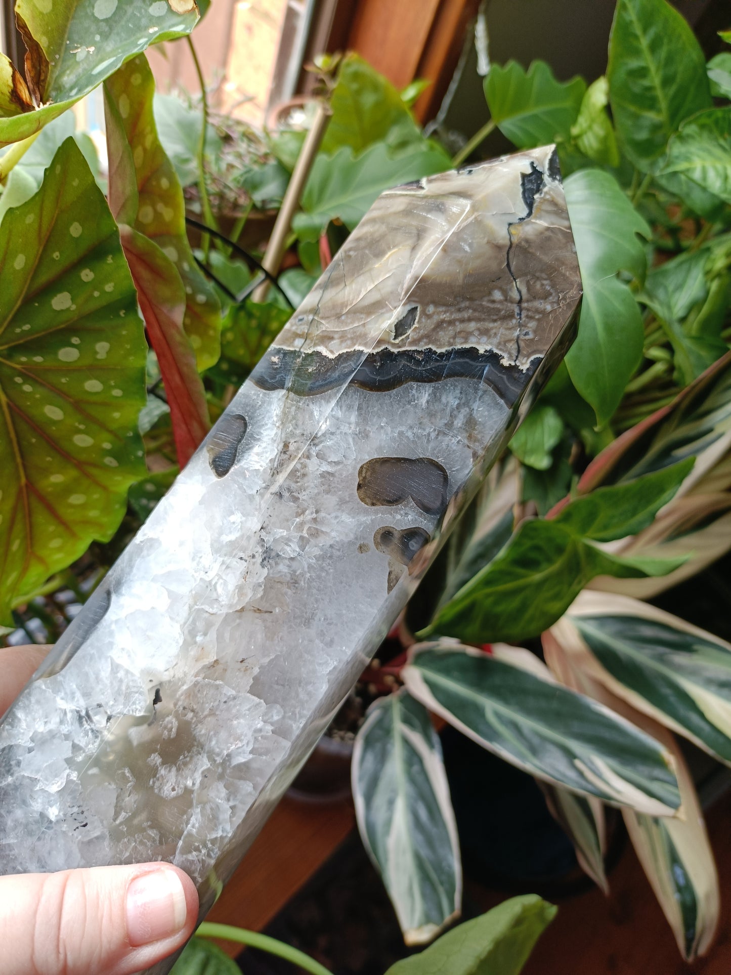 Volcanic Agate & Quartz Tower - 2477g