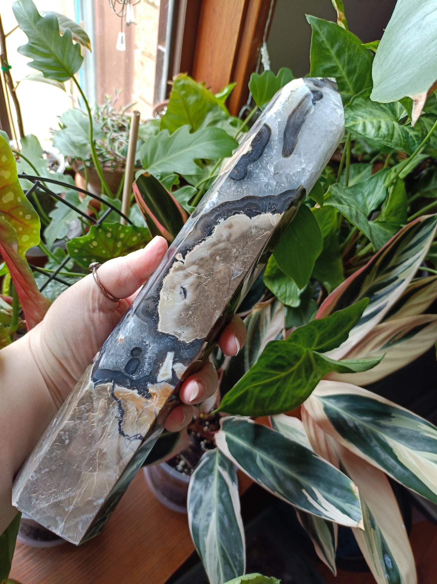 Volcanic Agate & Quartz Tower - 1744g