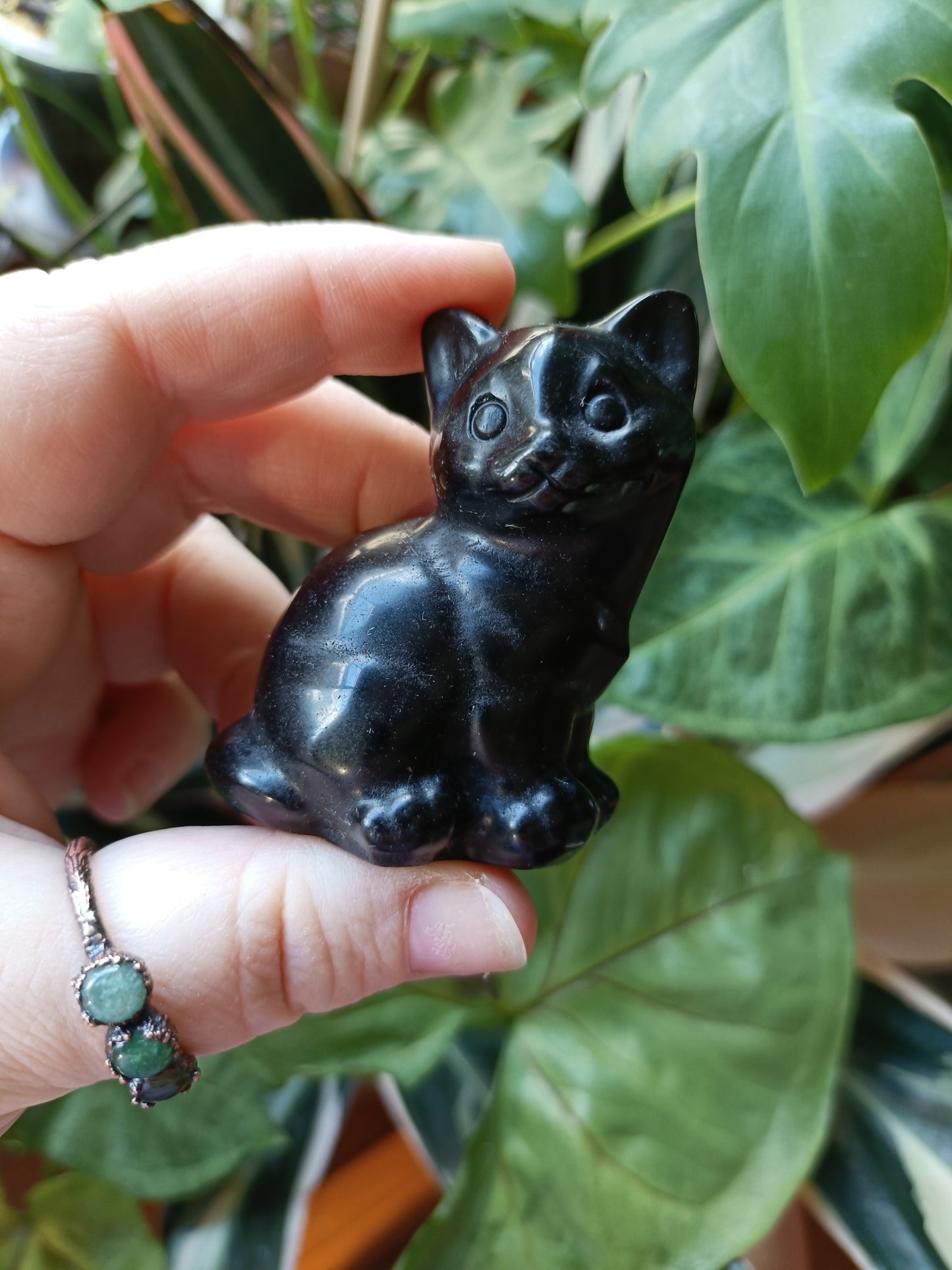 Black Obsidian Sitting Cat - 100g