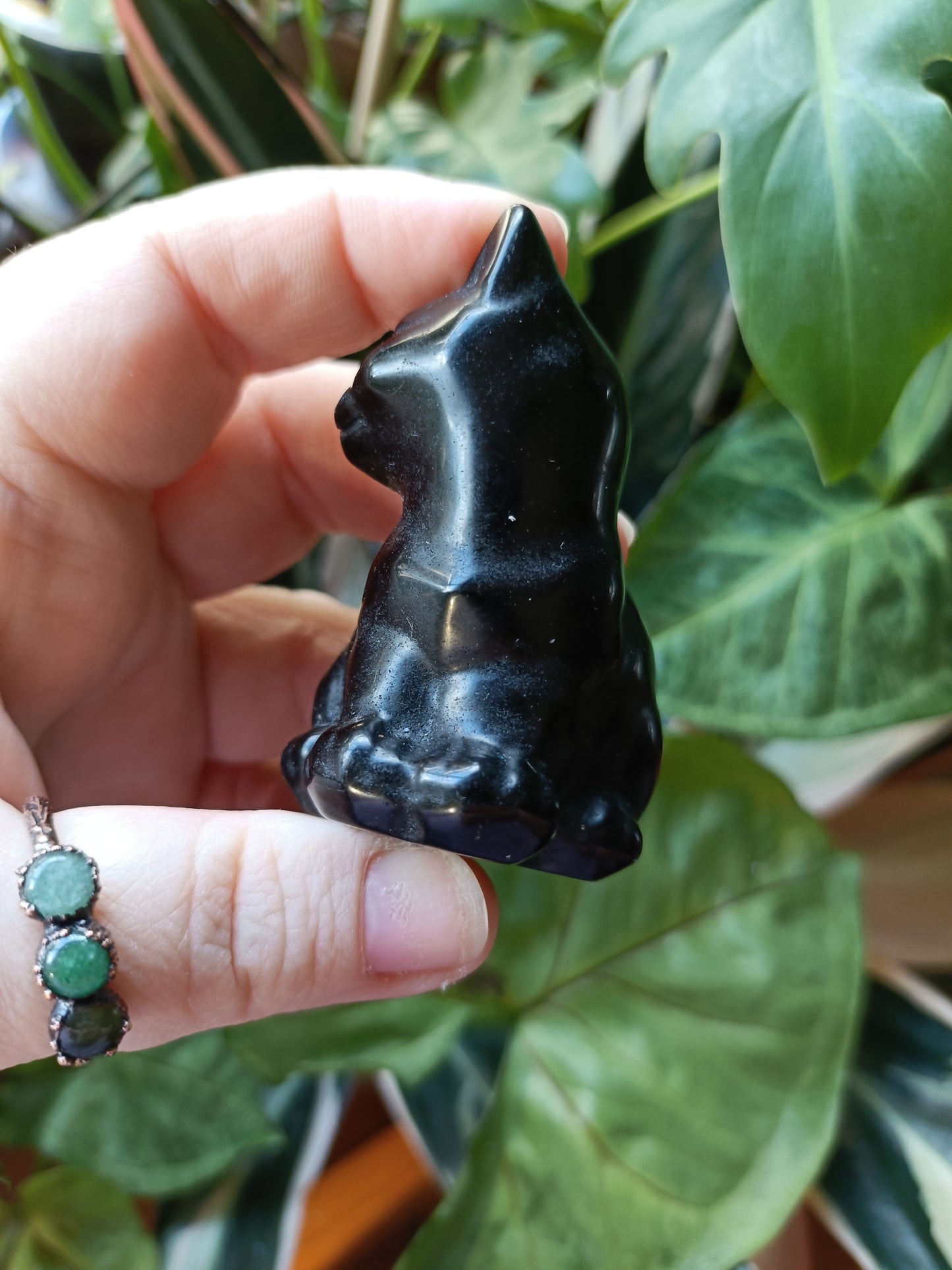 Black Obsidian Sitting Cat - 100g