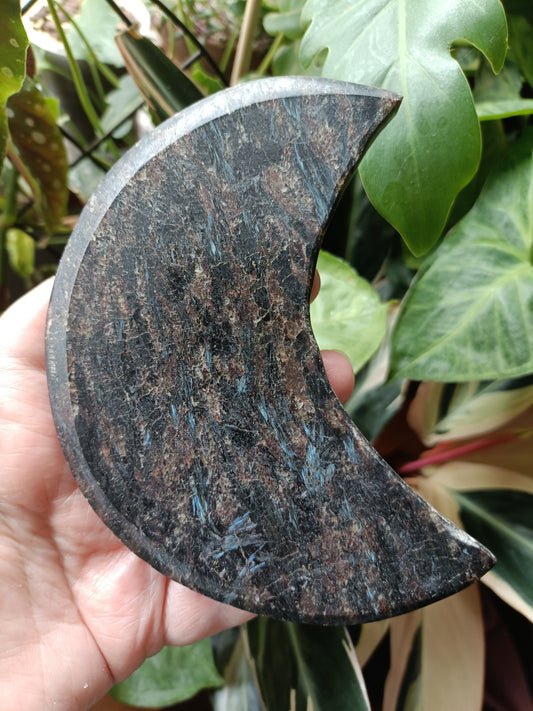 Arfvedsonite 'Firework Stone' Moon + Stand - 326g
