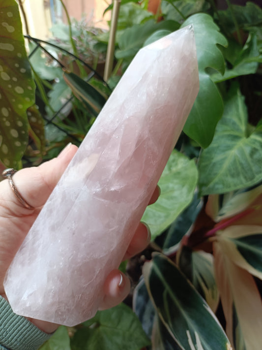 Rose Quartz Tower - 657g