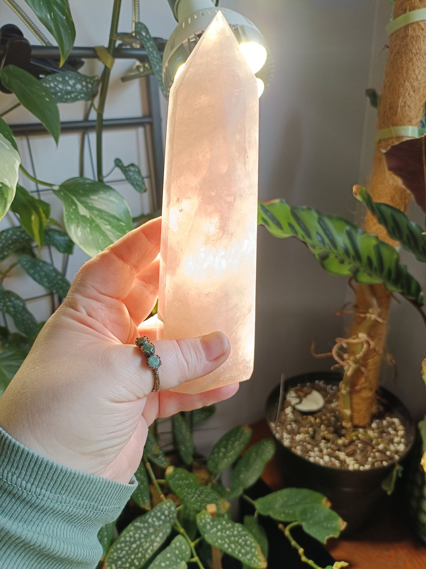 Rose Quartz Tower - 657g