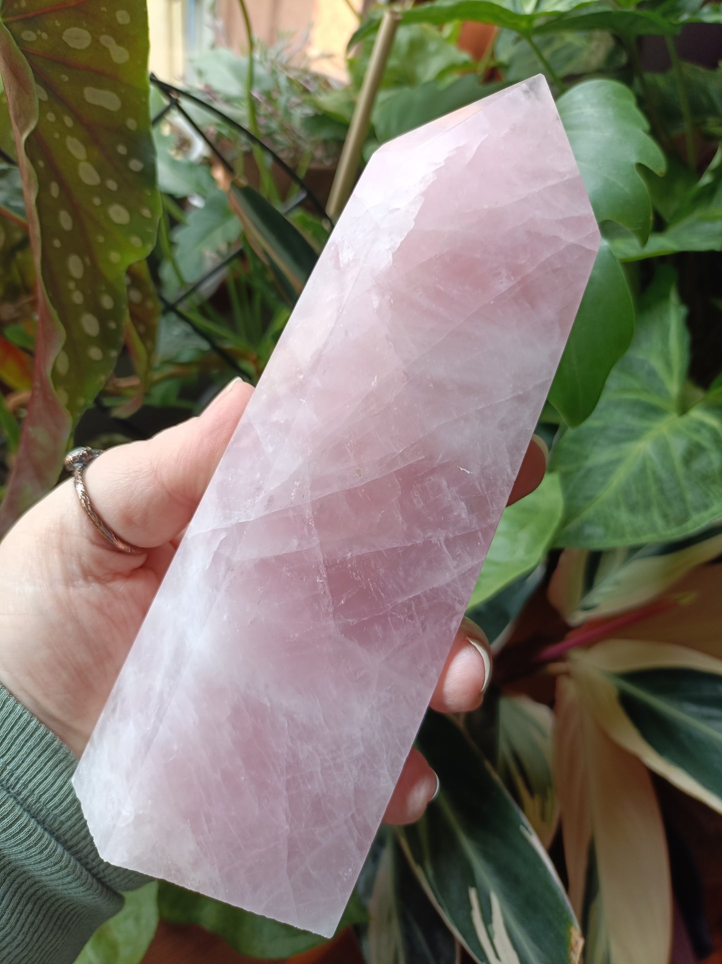 Rose Quartz Tower - 748g