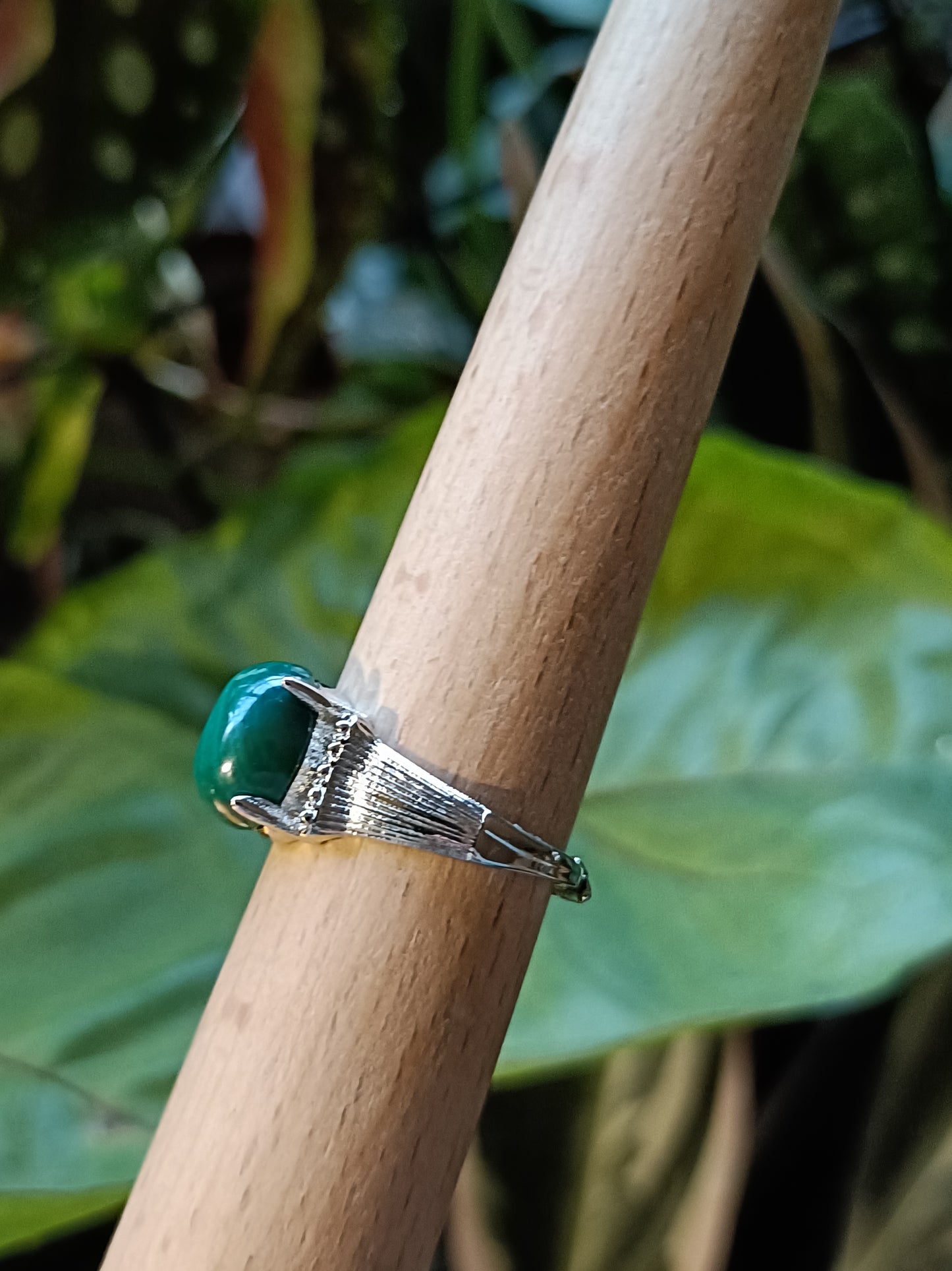 Oval Malachite Ring - Silver-Plated Copper
