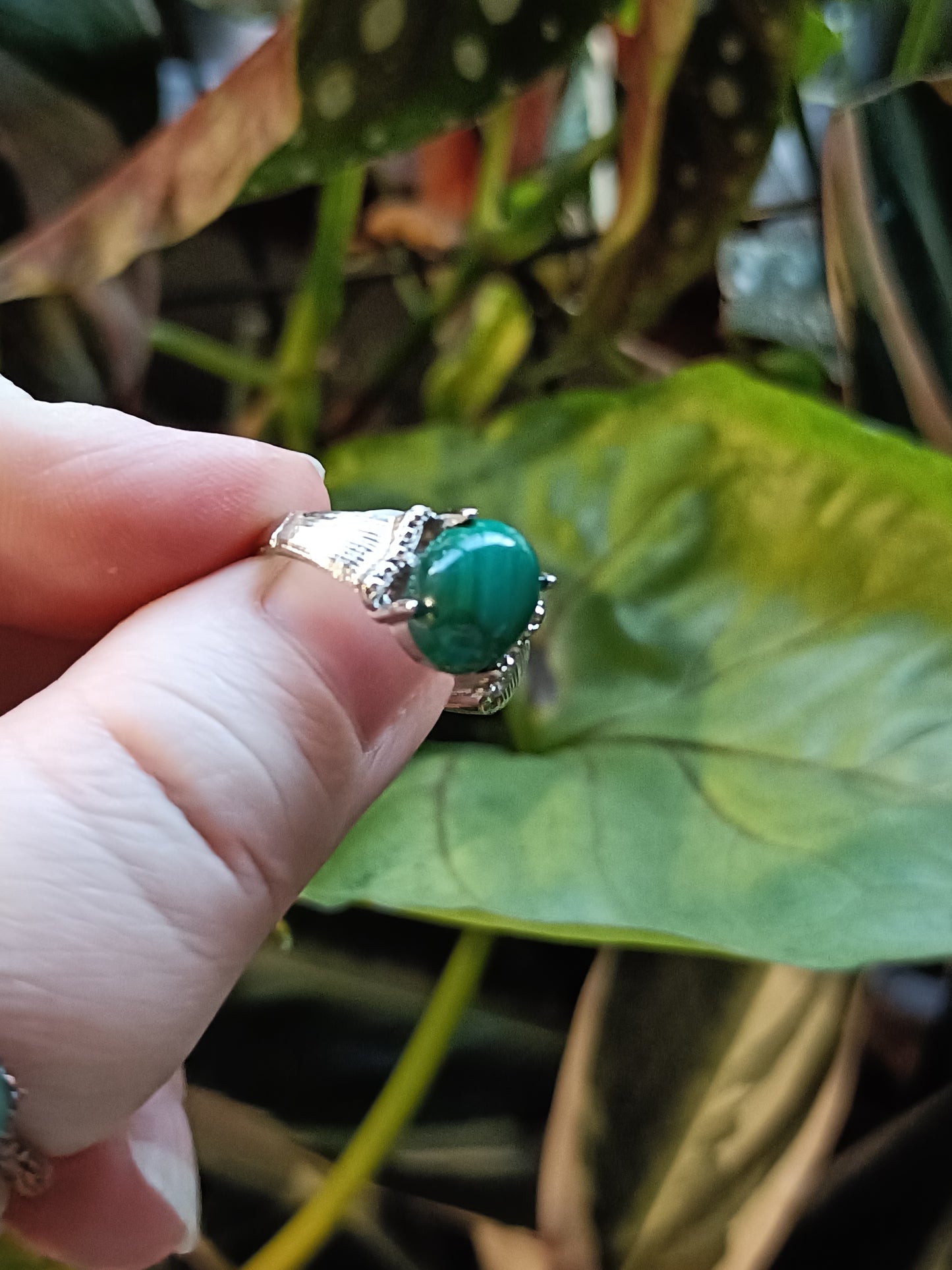Oval Malachite Ring - Silver-Plated Copper