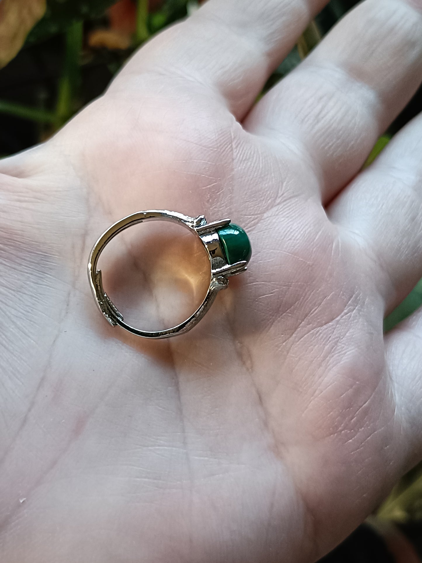 Oval Malachite Ring - Silver-Plated Copper