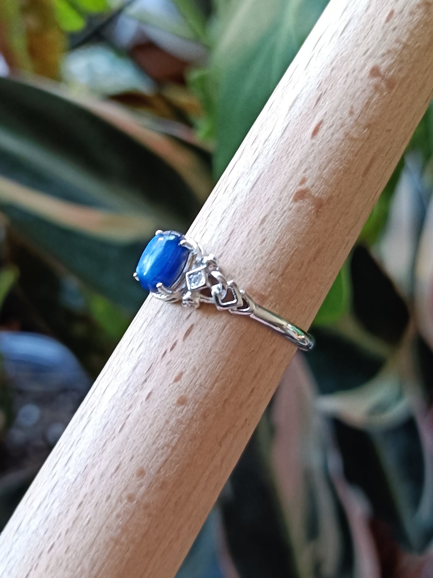 Oval Blue Kyanite Ring - Silver-Plated Copper