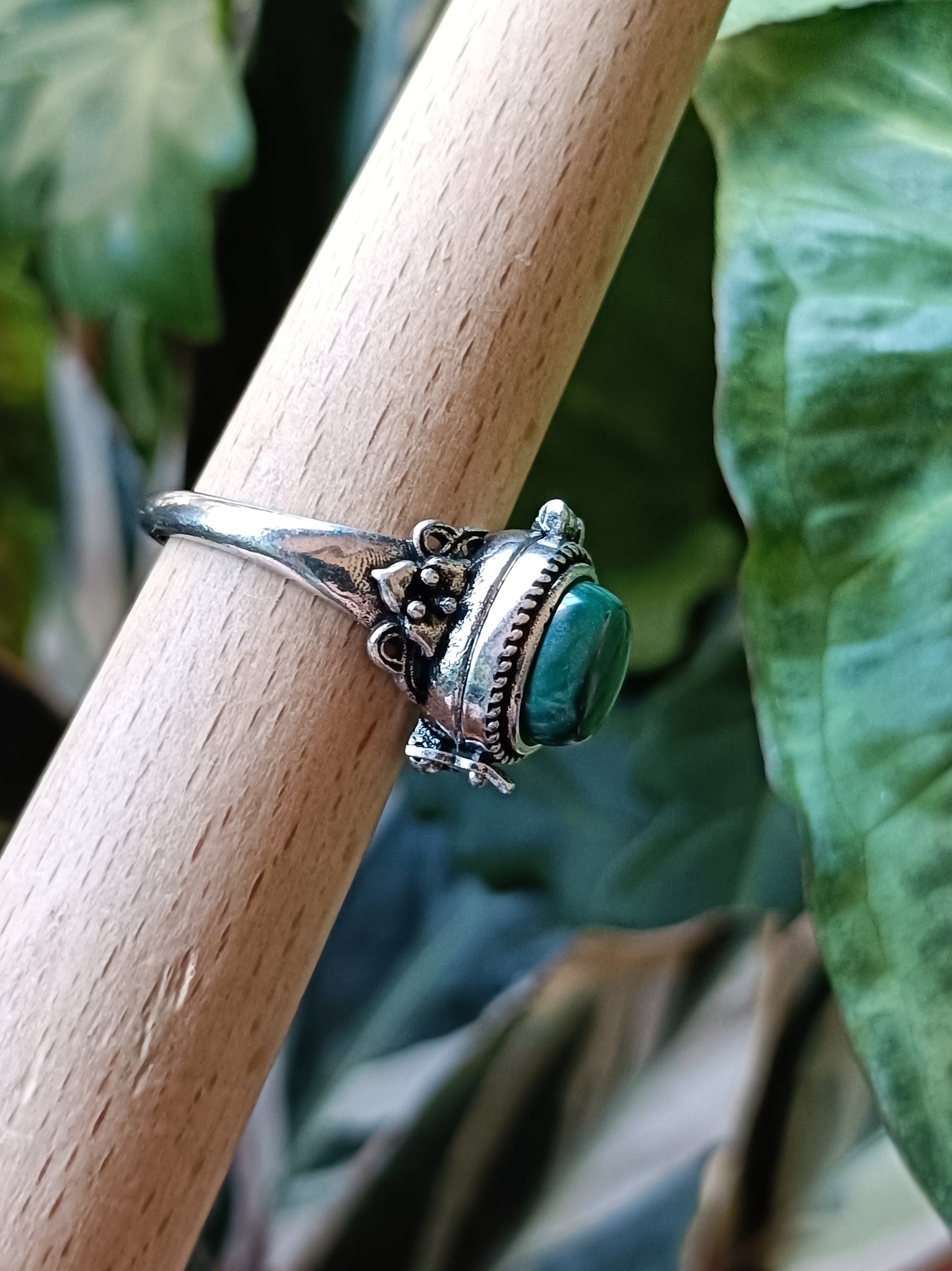 Malachite Poison Ring - Silver-Plated Copper