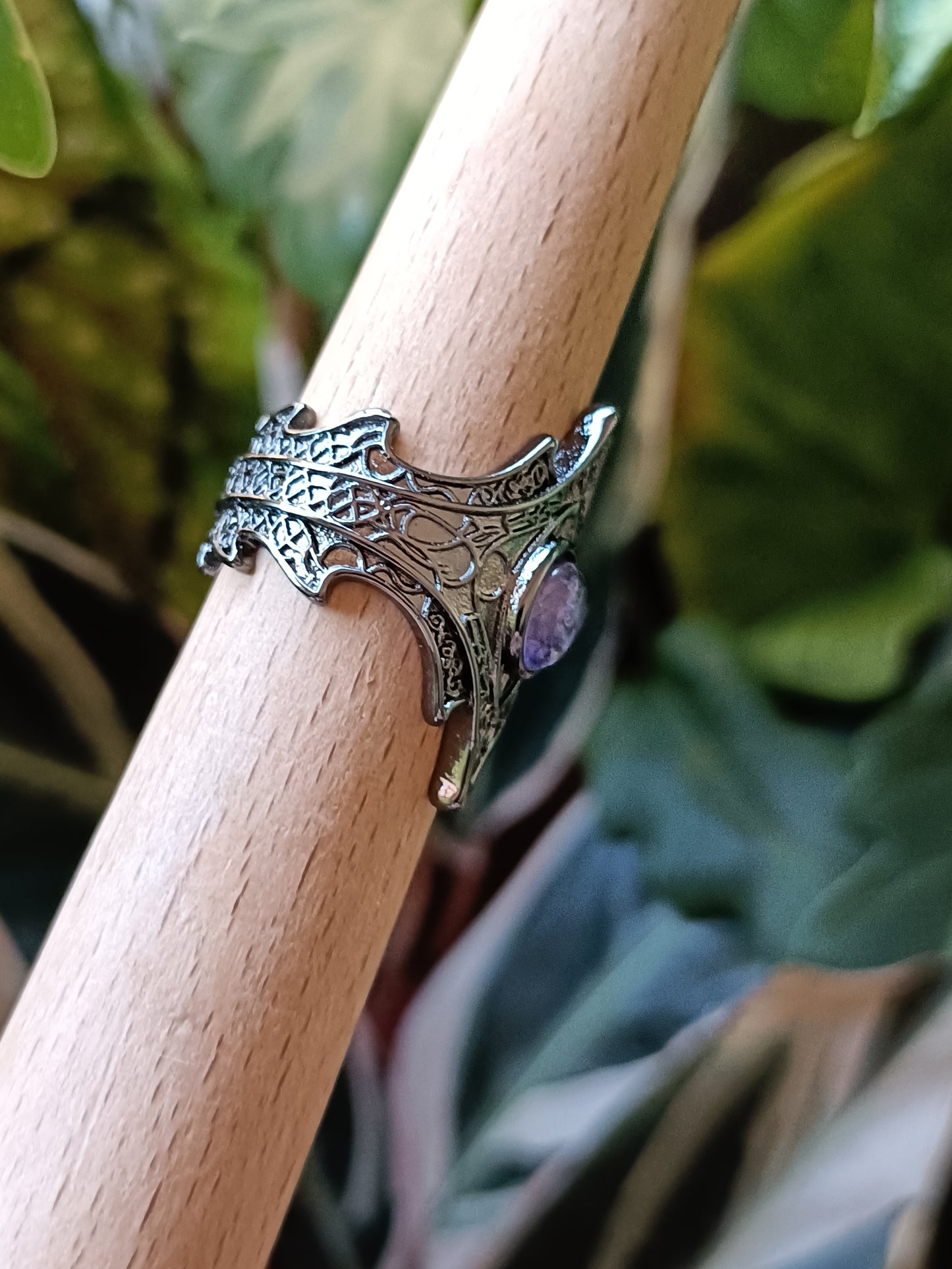 Oval Fantasy Amethyst Ring - Antique Electroplated Silver-Plated Copper