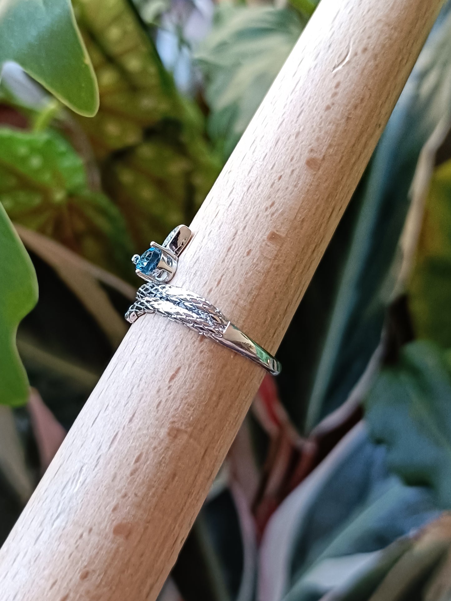 Pear Shaped Snake Blue CZ Ring - Silver-Plated Copper