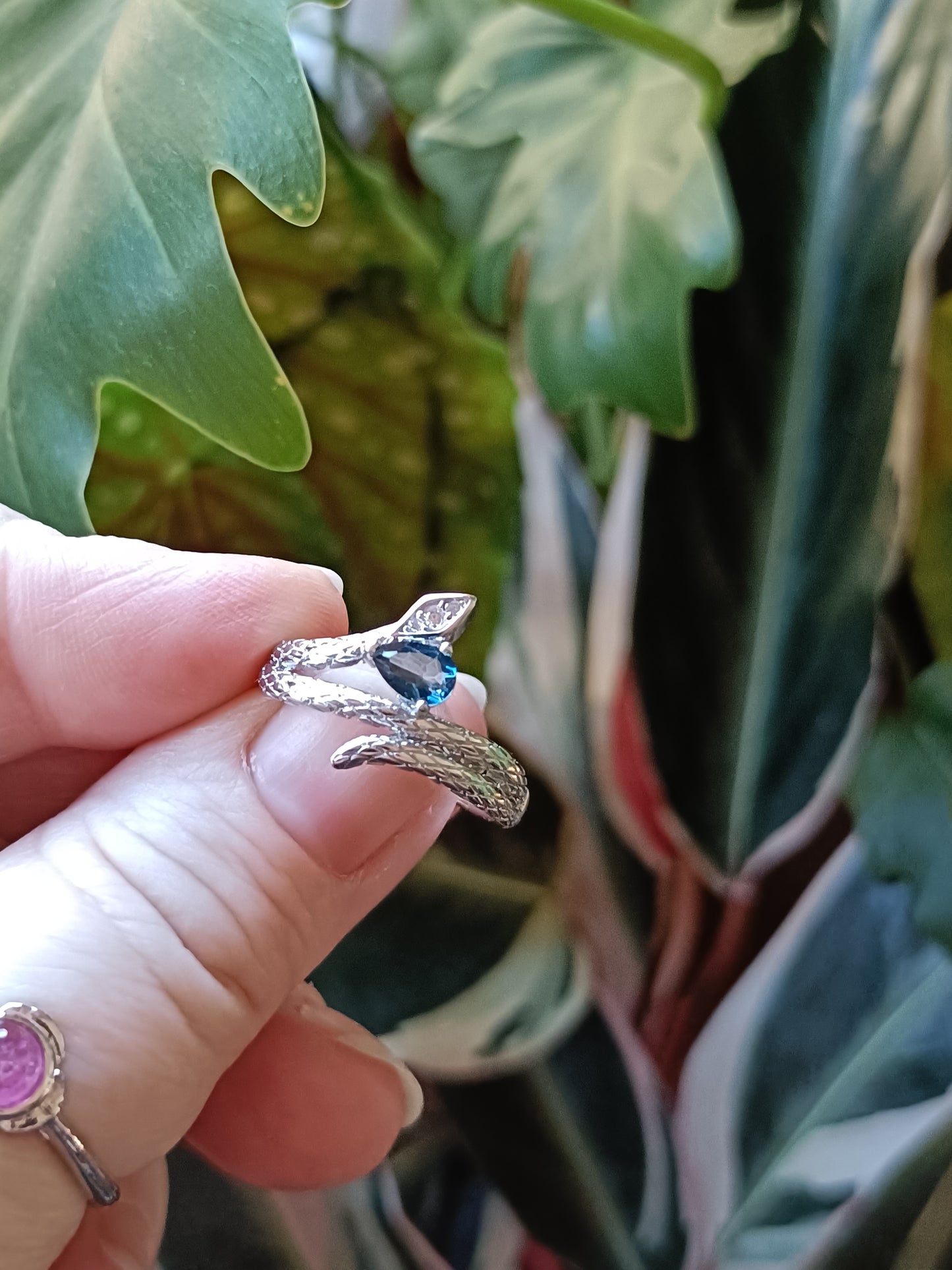Pear Shaped Snake Blue CZ Ring - Silver-Plated Copper