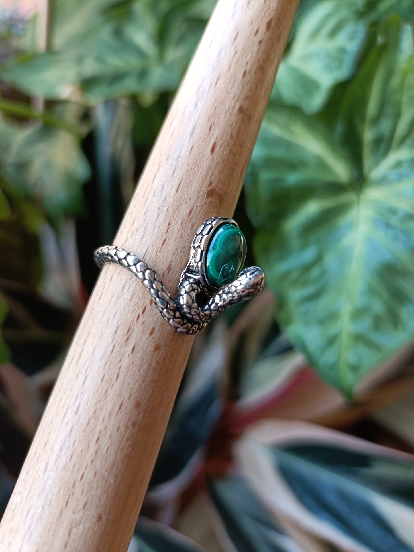 Oval Malachite Ring - Silver-Plated Copper