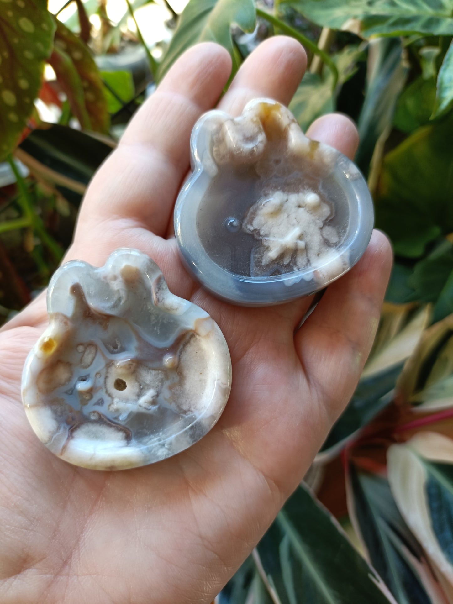 Black Flower Agate Miffy Head Trinket Dish - 45g