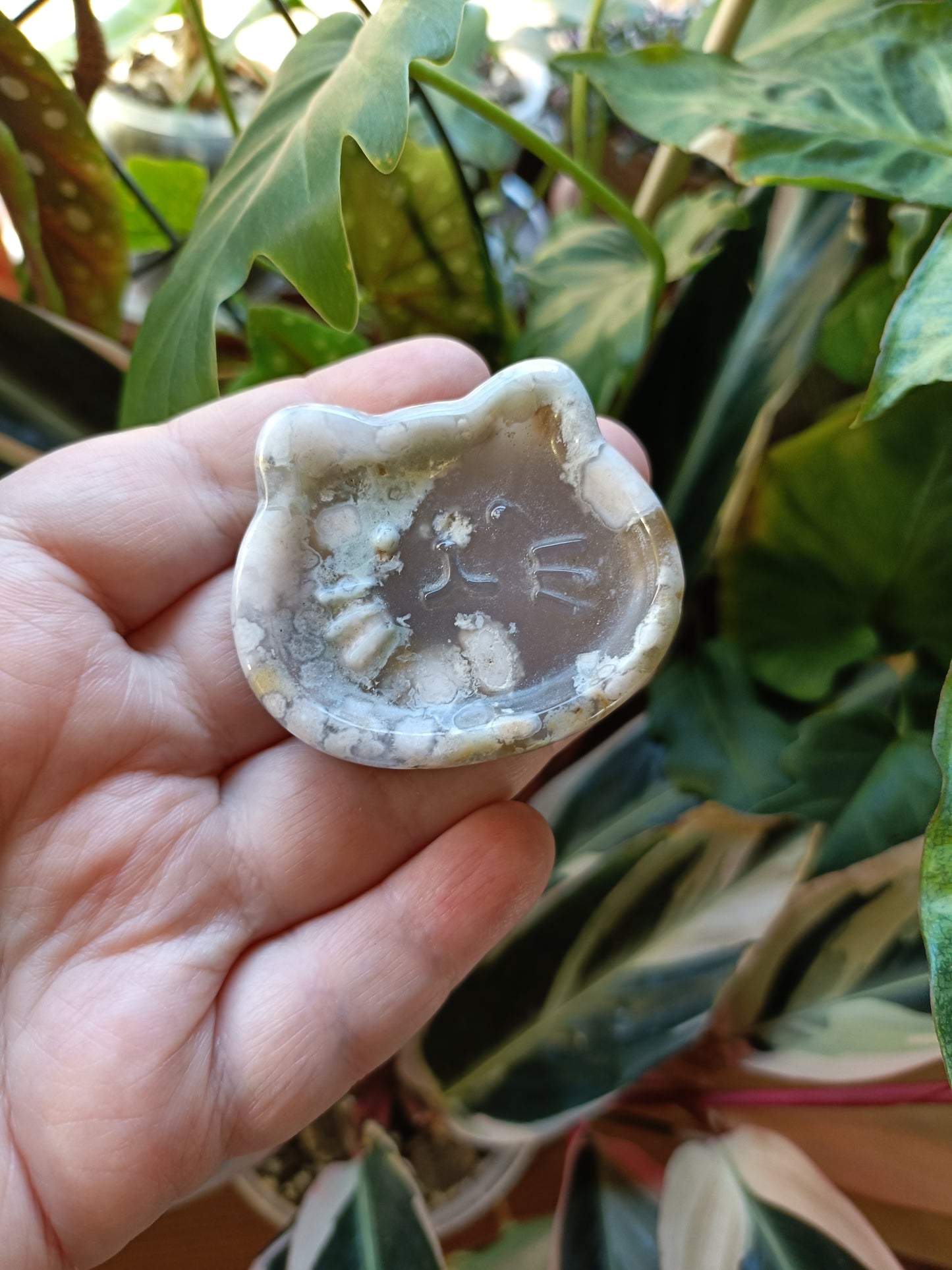 Black Flower Agate Kitty Head Trinket Dish - 60g