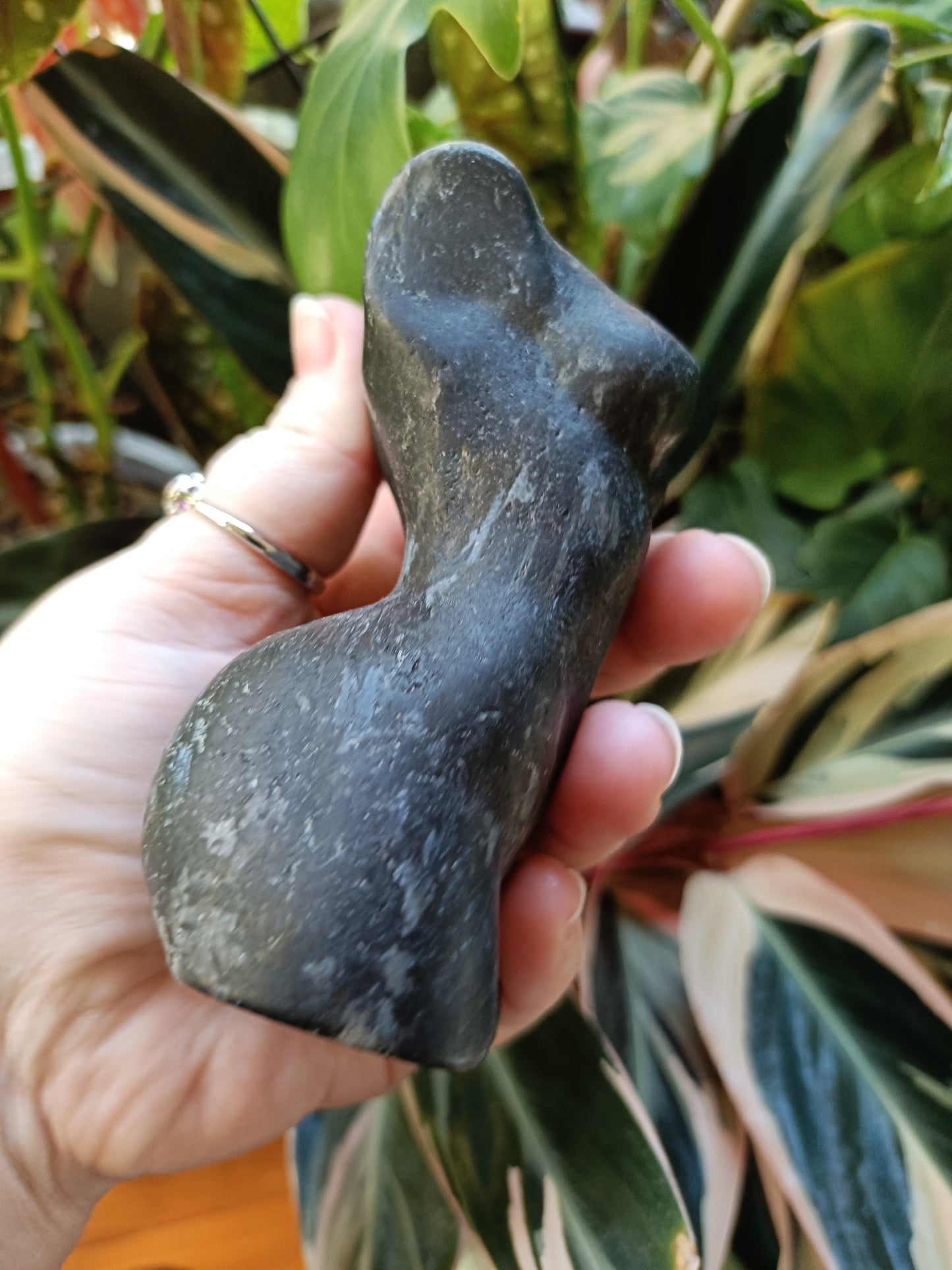 Arfvedsonite 'Firework Stone' Goddess Body Carving - 530g