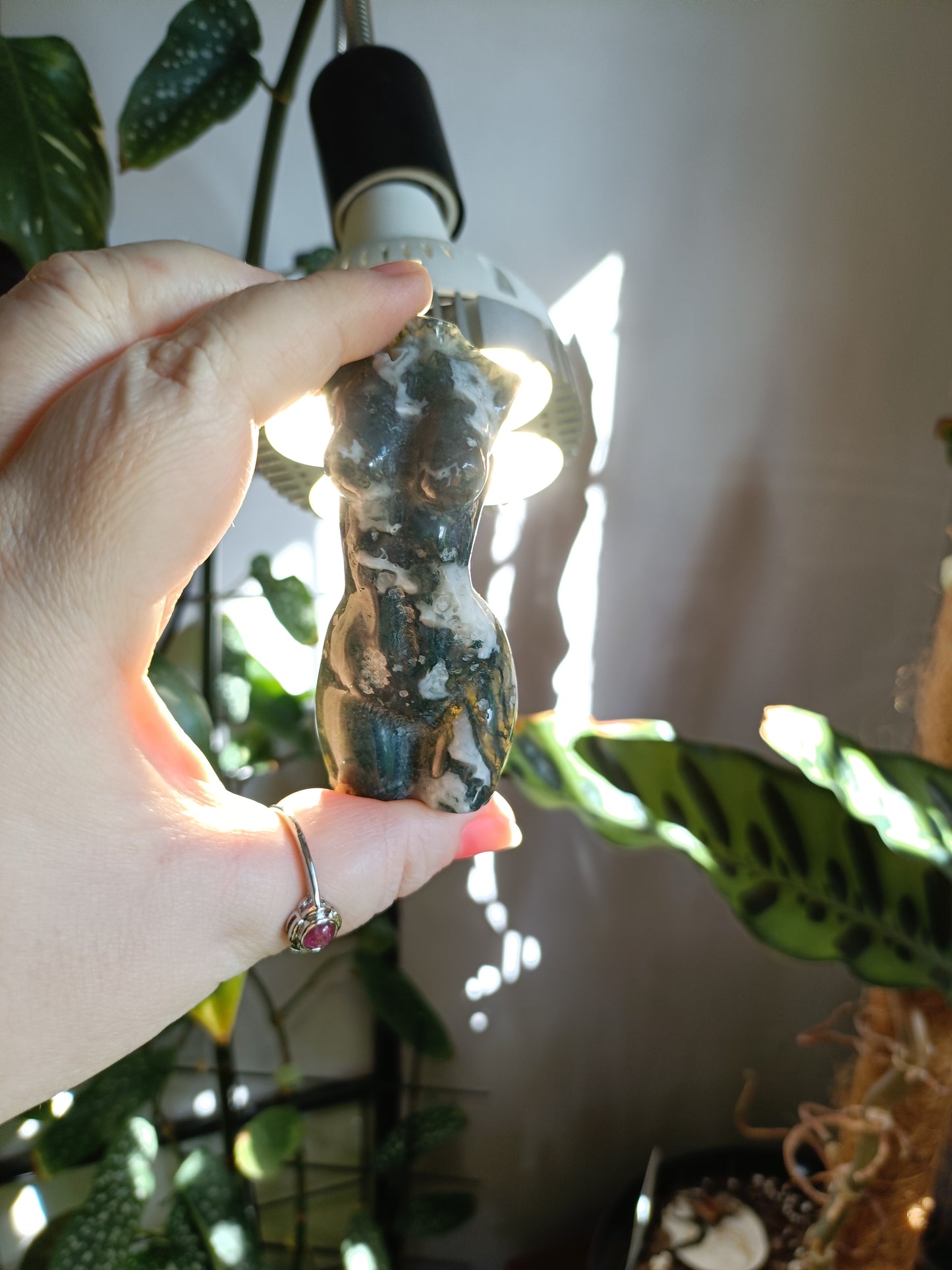 Moss Agate Goddess Body - 116g