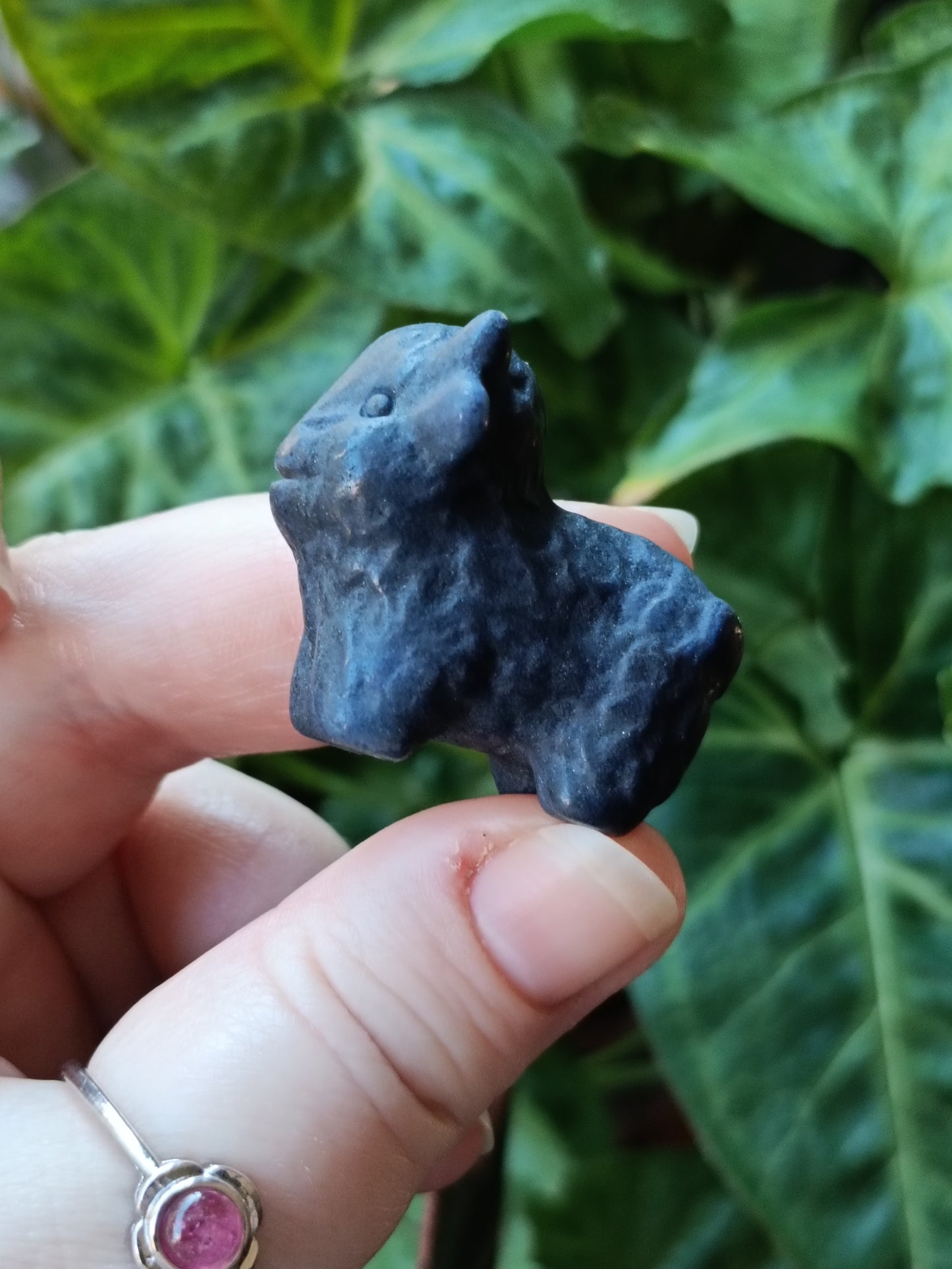 Mixed Stone Mini Highland Cow Carving - 30g