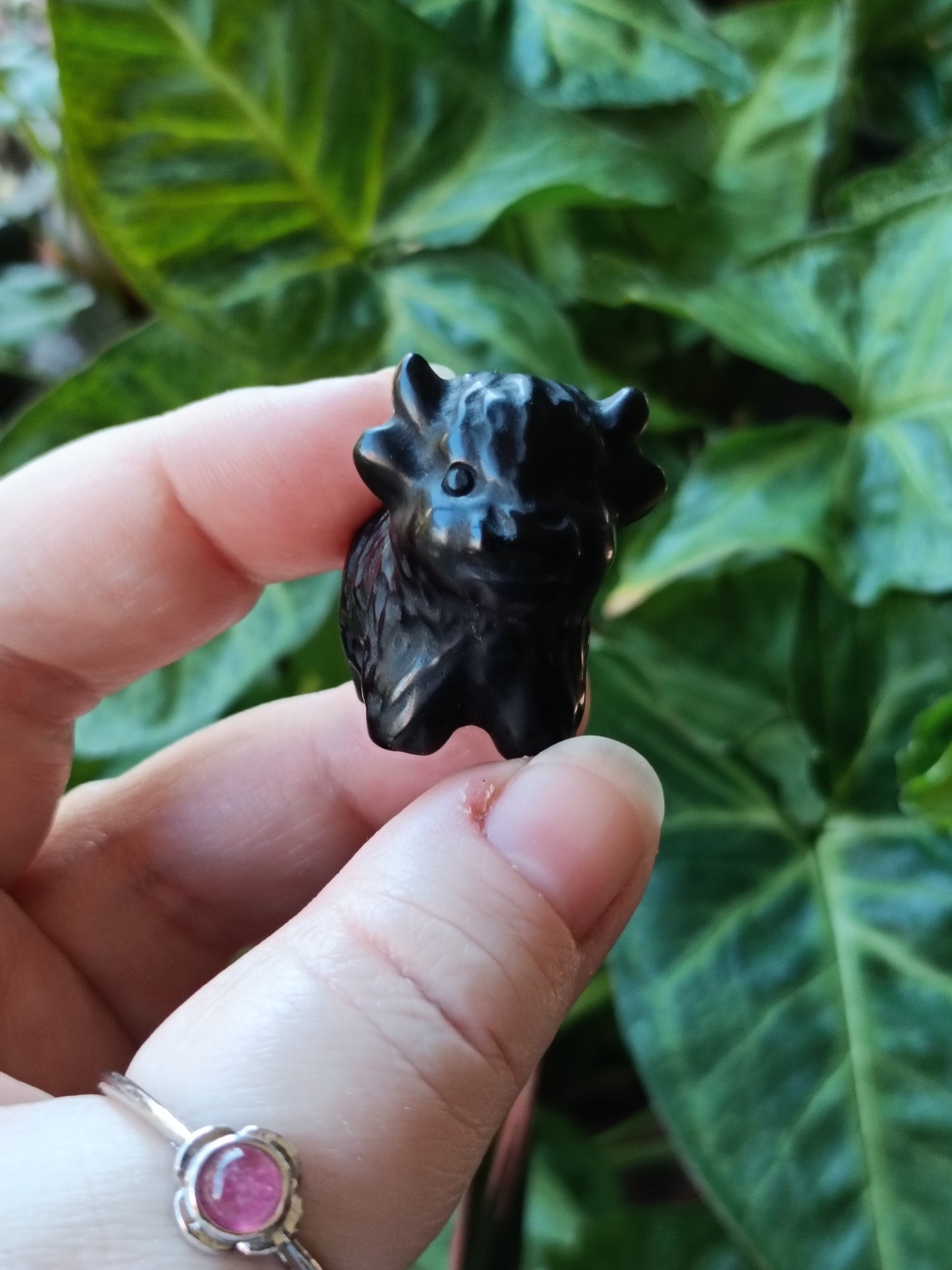 Mixed Stone Mini Highland Cow Carving - 30g