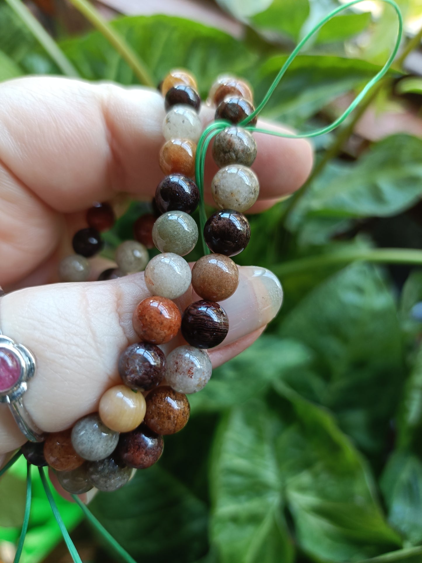 *High Grade* Garden Quartz Round Beaded Stretch Bracelet - 7mm