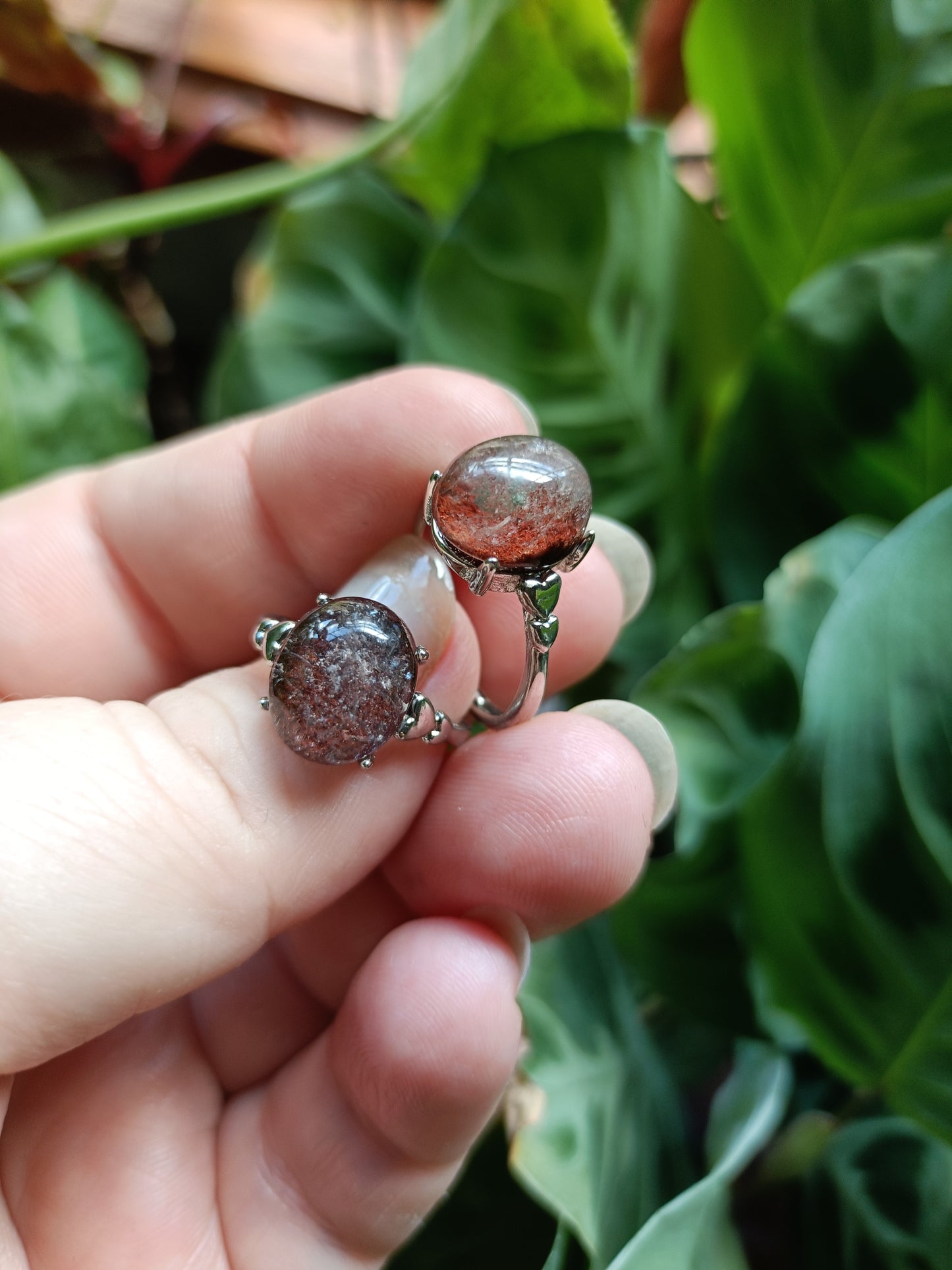 Garden Quartz Oval Cabochon Ring - Silver-Plated Copper