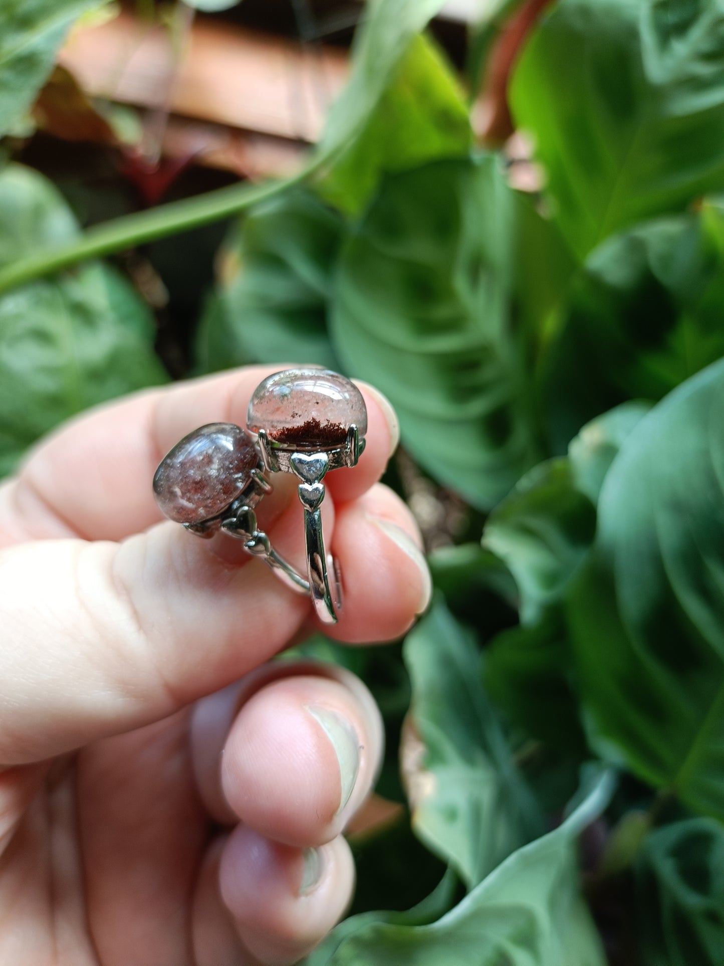 Garden Quartz Oval Cabochon Ring - Silver-Plated Copper