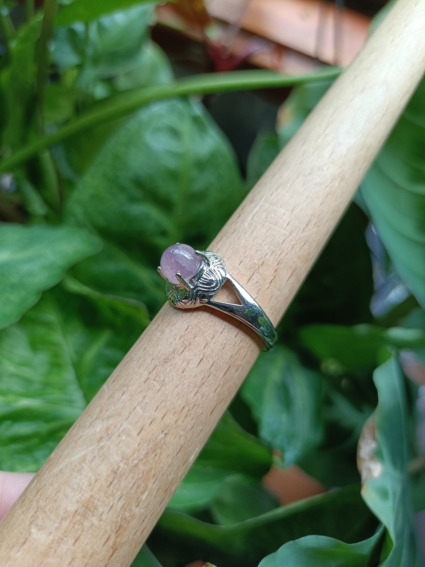 Lavender Rose Quartz Round Cabochon Ring - Silver-Plated Copper