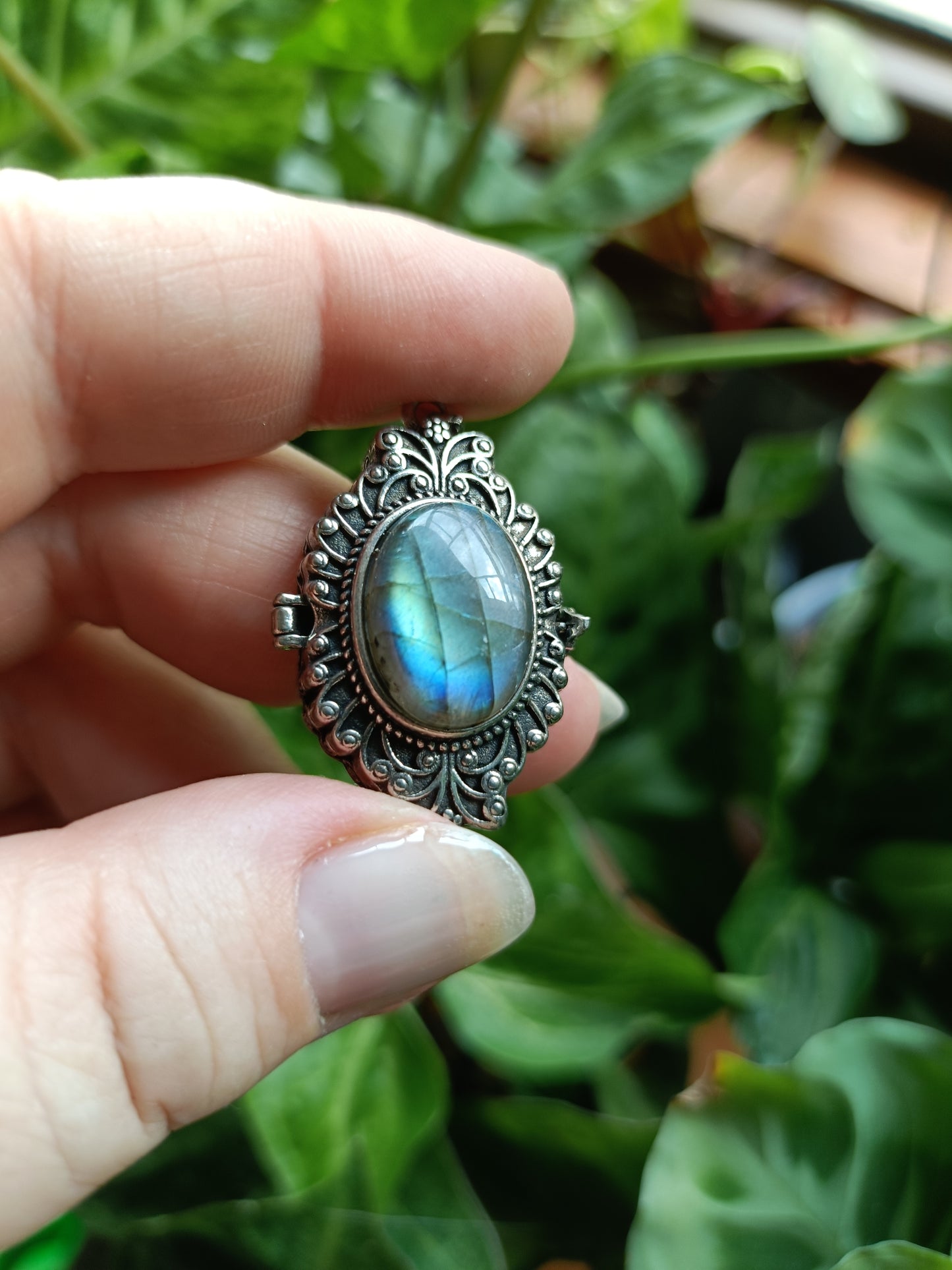 Mixed Gothic Poison Pendant - Silver-Plated Copper
