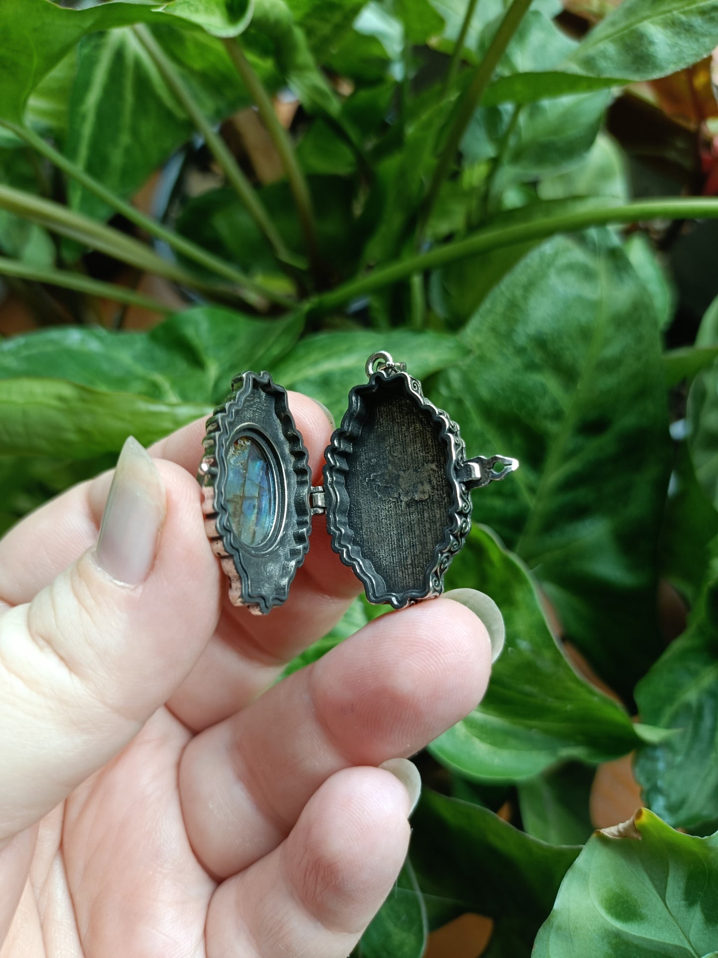Mixed Gothic Poison Pendant - Silver-Plated Copper