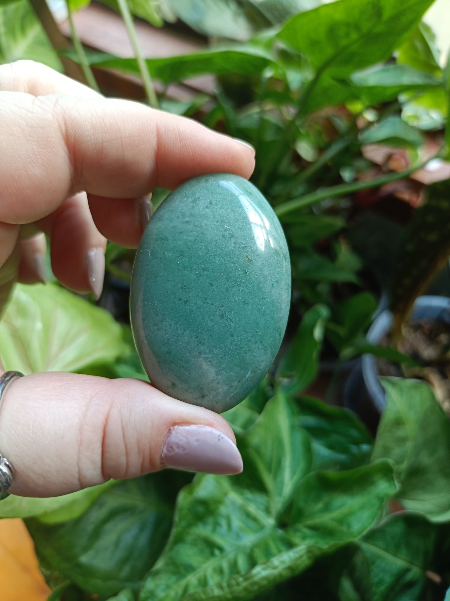 Green Adventurine Palm Stones - 30-40g