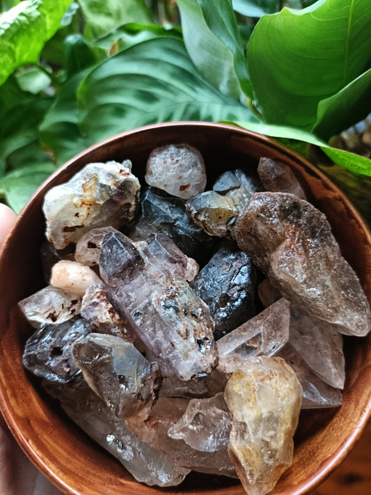 'Super 7' Included Quartz Rough Stones - 50g