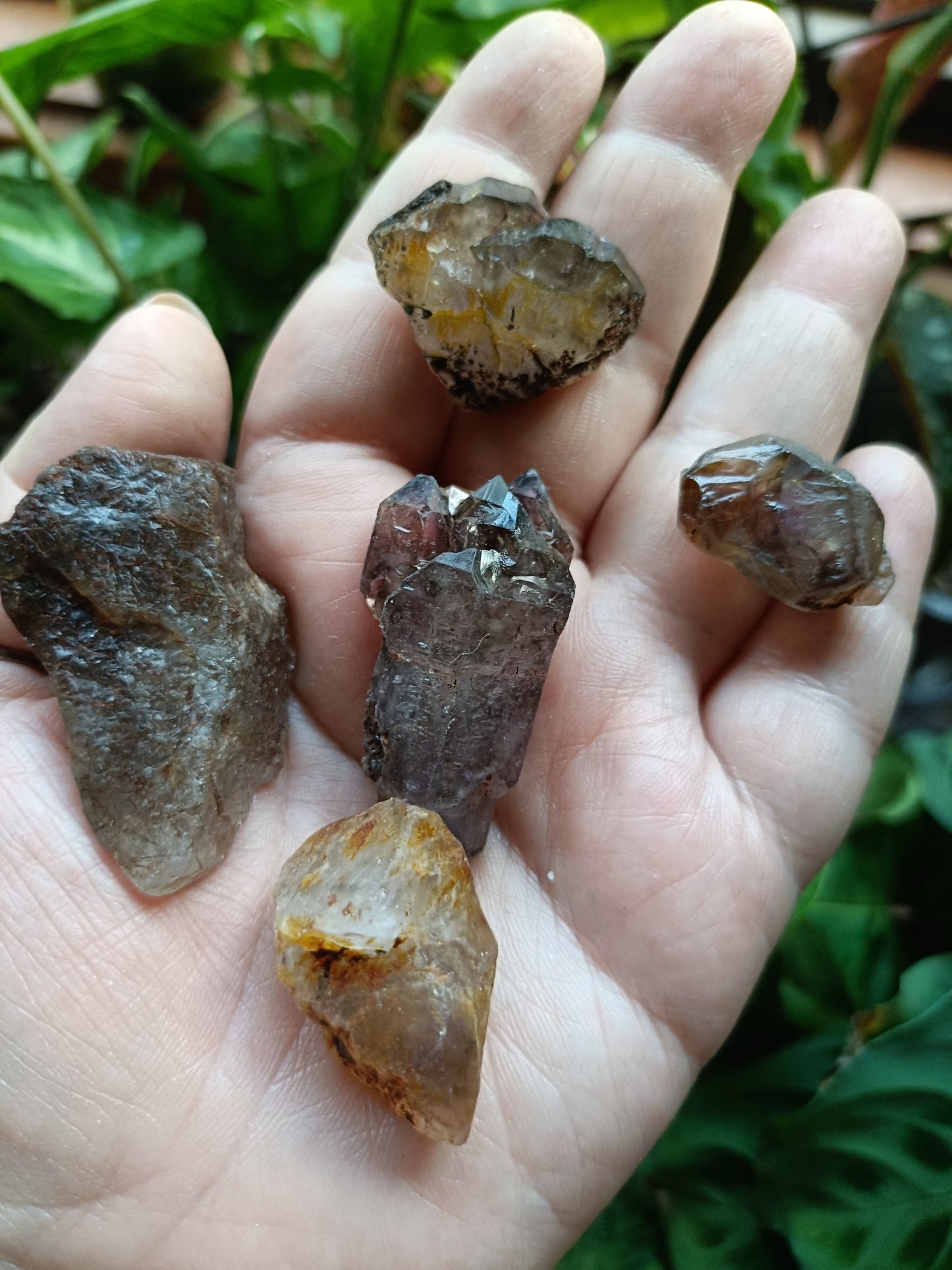 'Super 7' Included Quartz Rough Stones - 50g