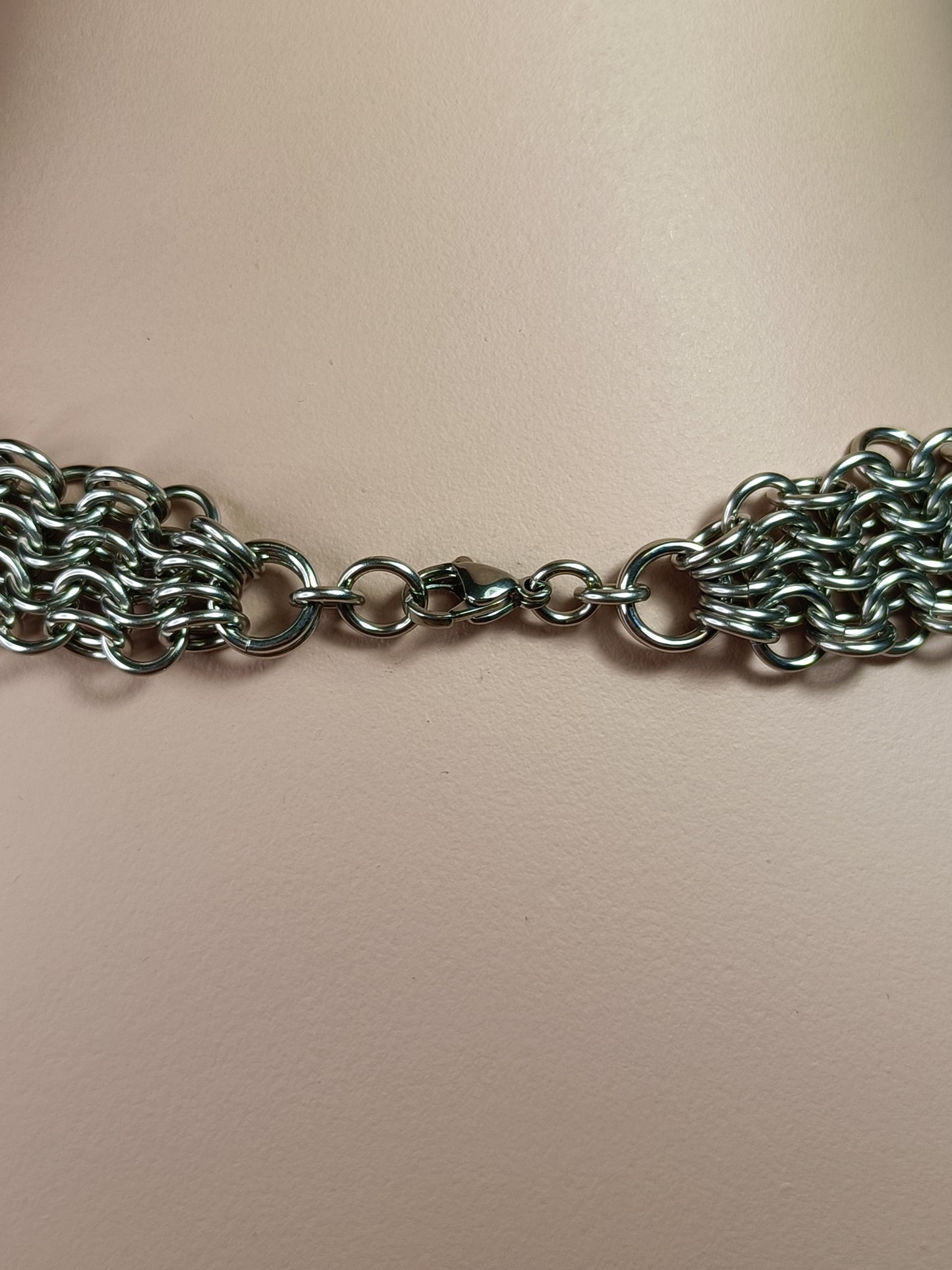 European 4-1 Chainmail Necklace with O Ring - Stainless Steel