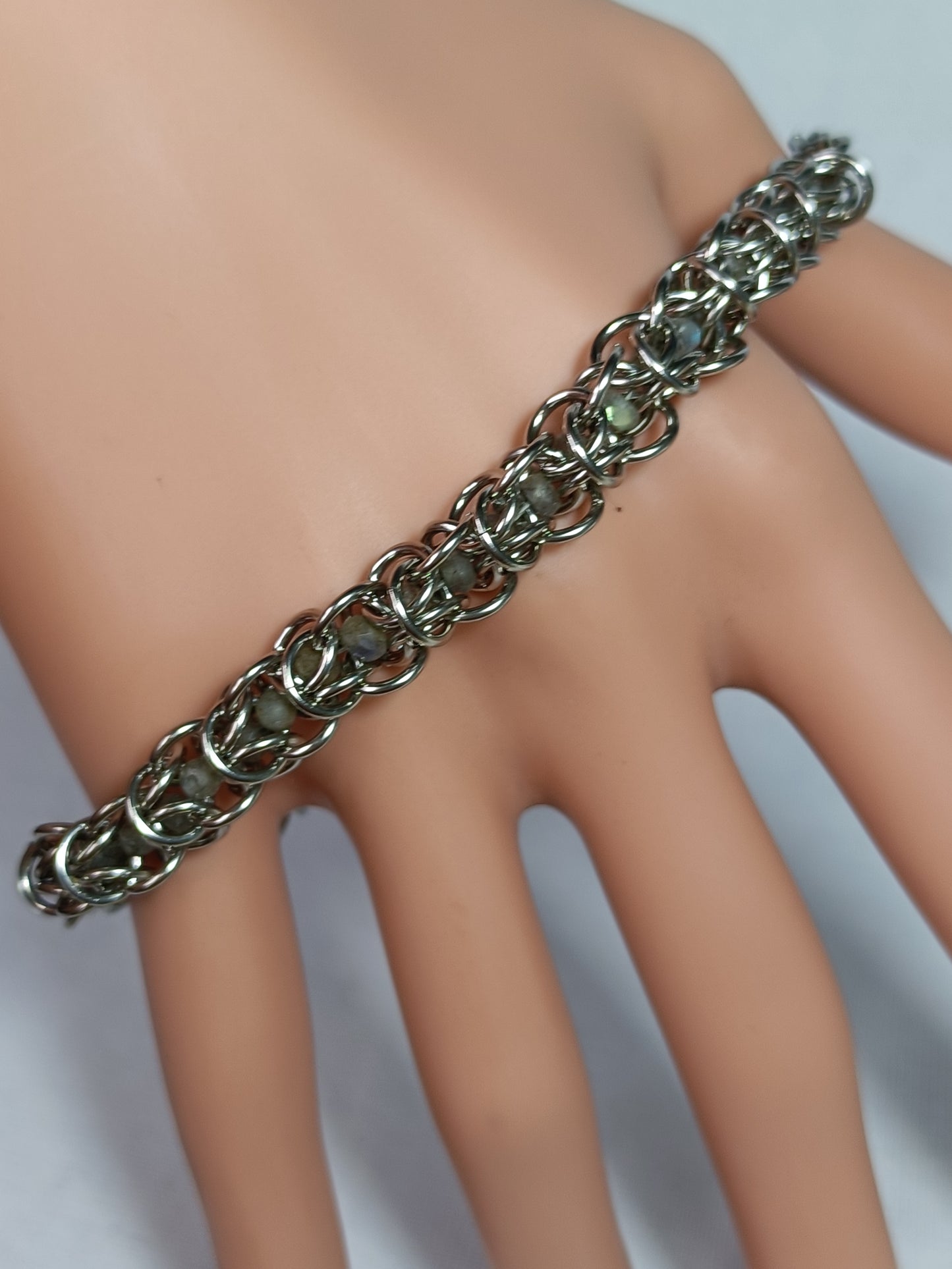 Labradorite 18ga Stabilised Elfweave Chainmail Bracelet - Stainless Steel