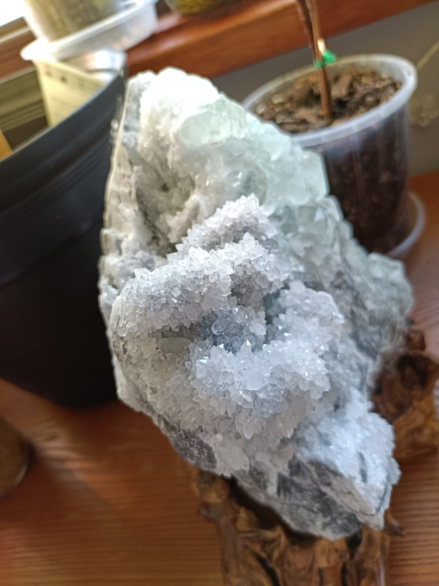 Xiang Hualing Fluorite Specimen + Stand - 3991g (4.35kg including stand)